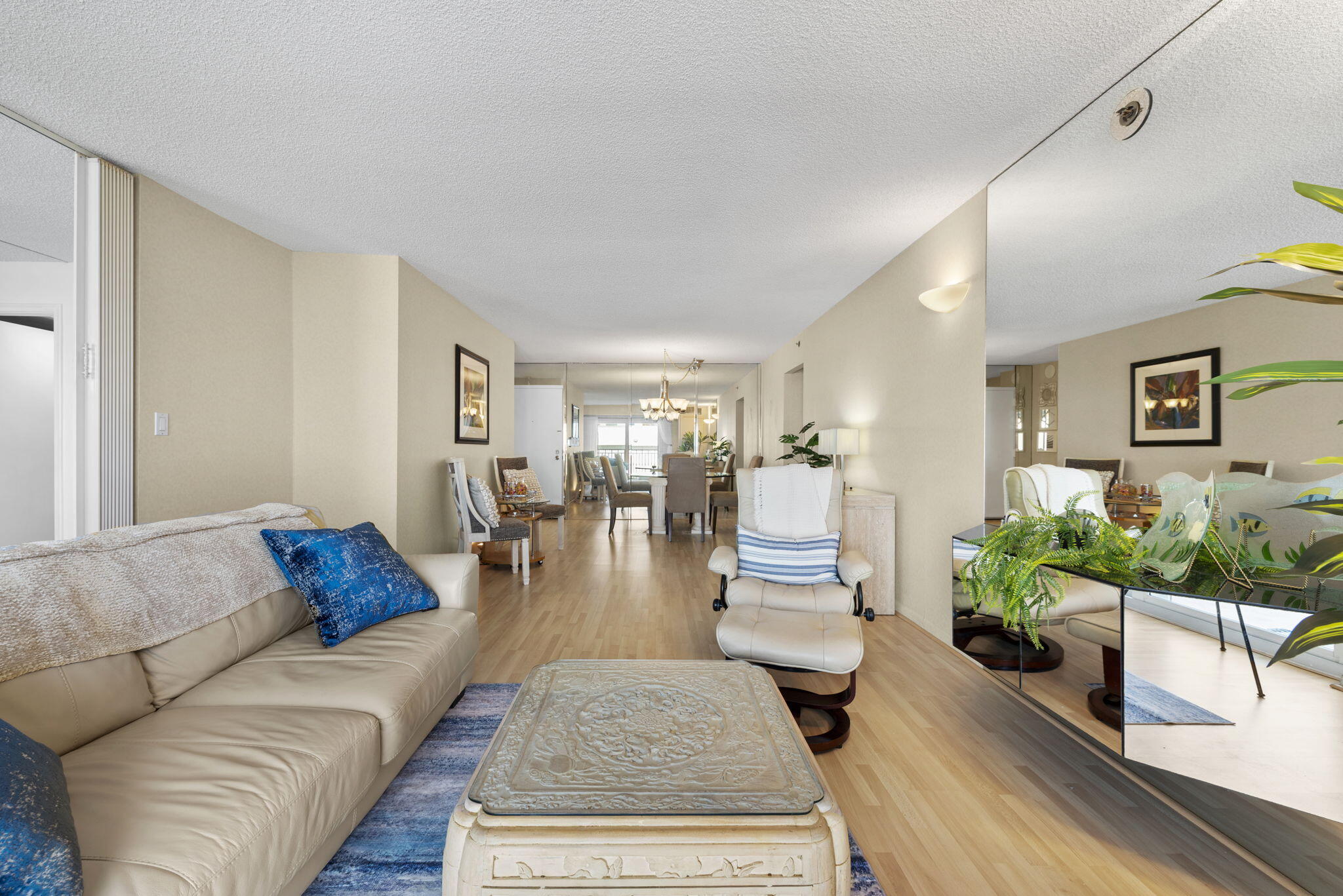 AMBASSADORS V NORTH CONDO - Residential