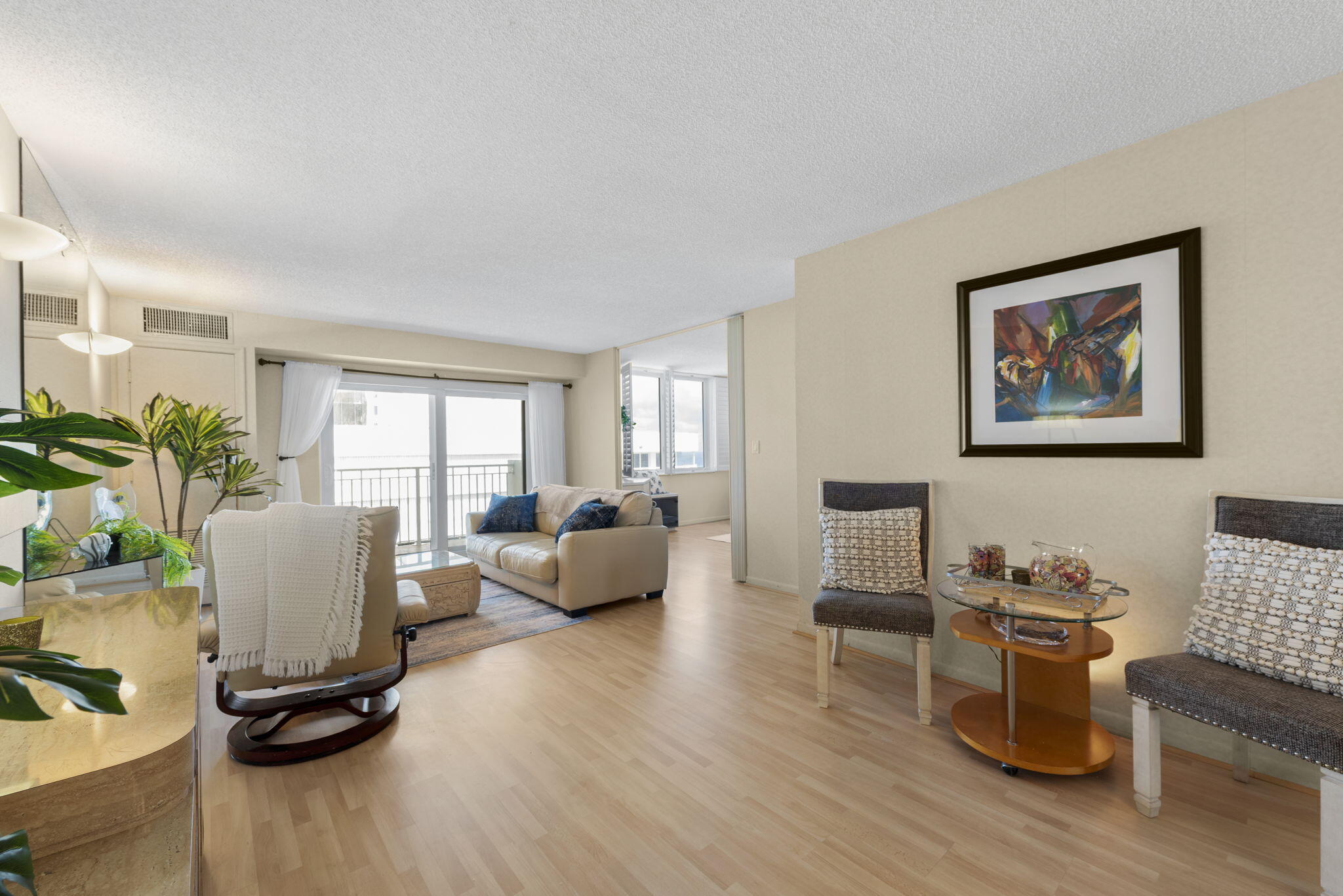 AMBASSADORS V NORTH CONDO - Residential