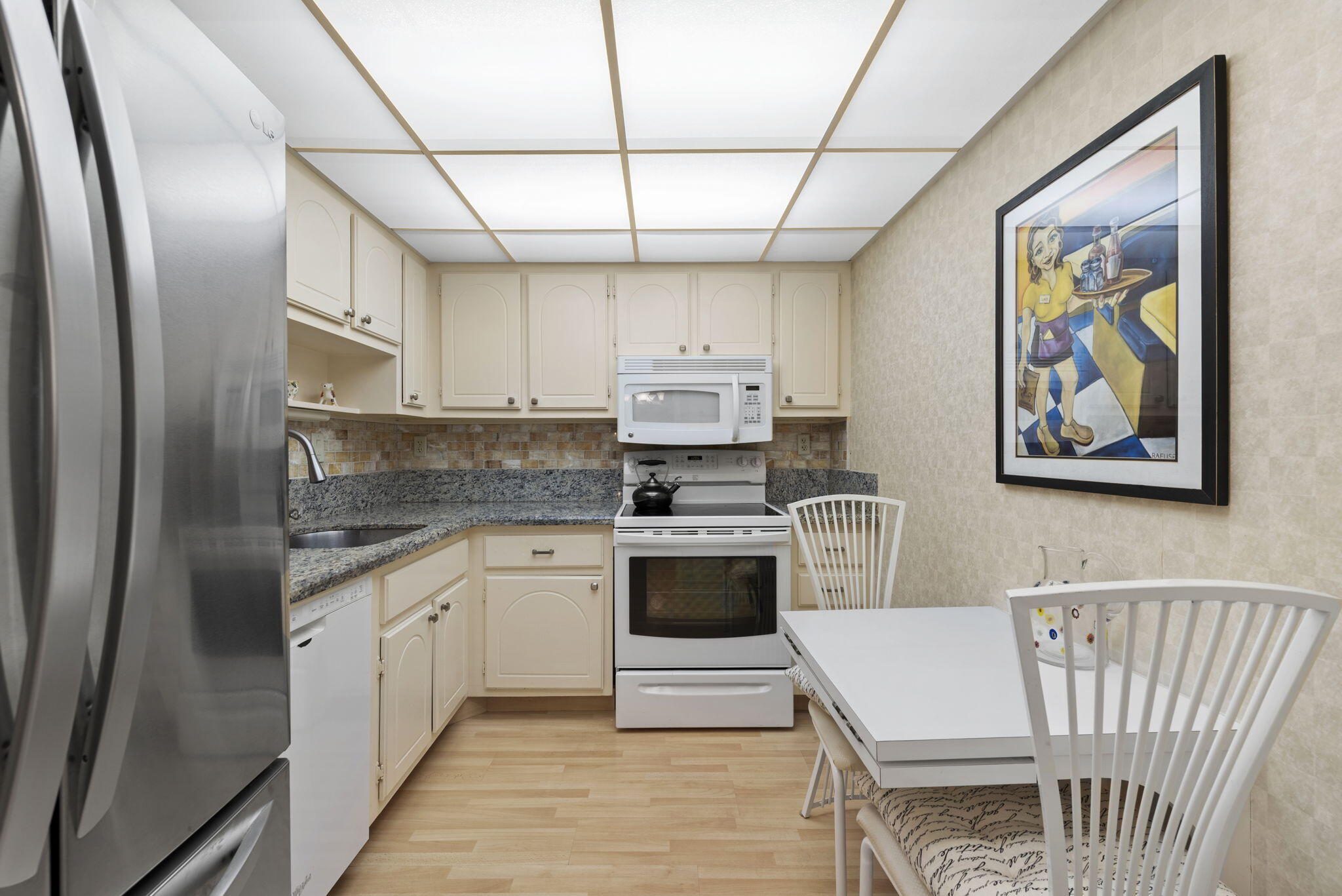 AMBASSADORS V NORTH CONDO - Residential