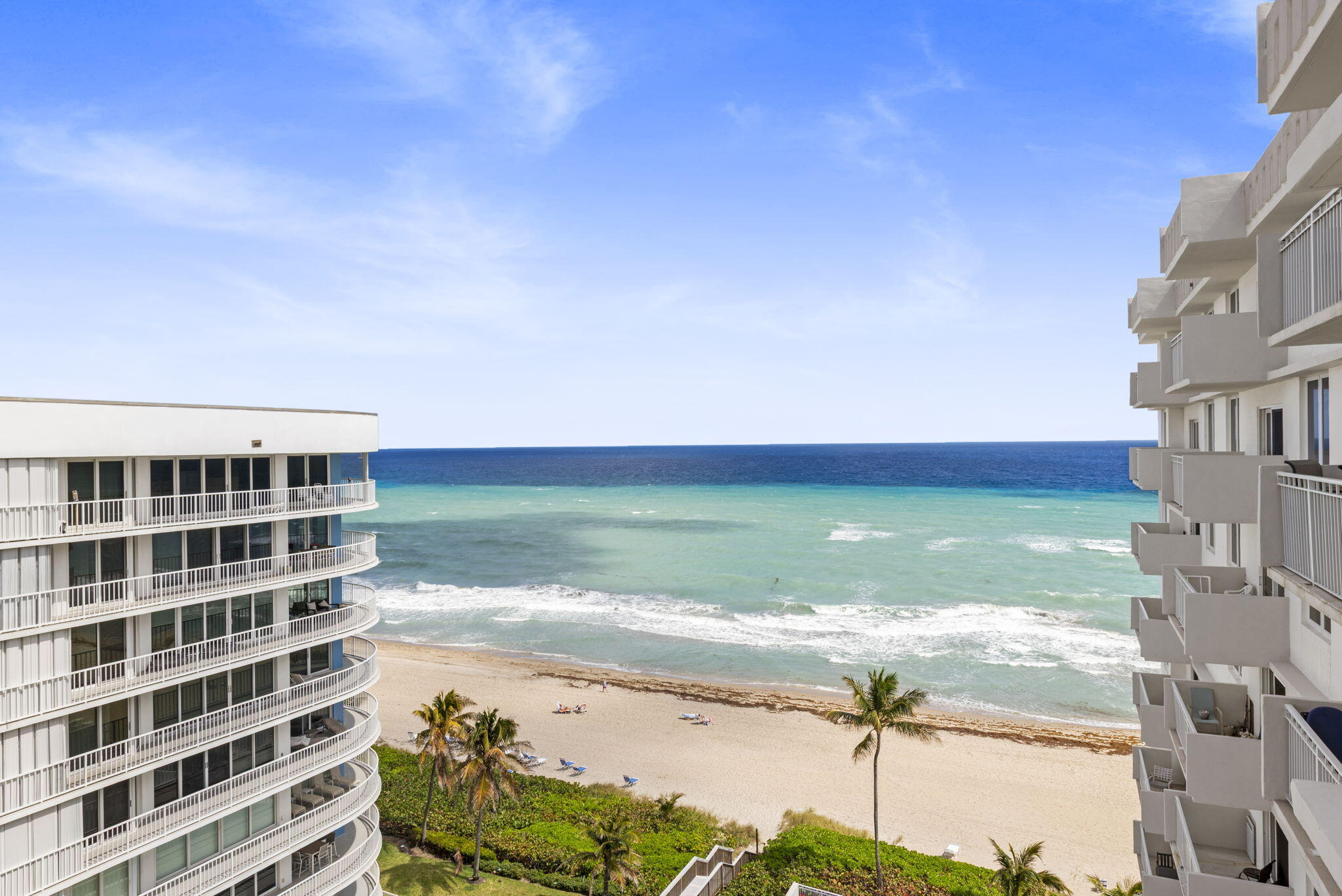 AMBASSADORS V NORTH CONDO - Residential