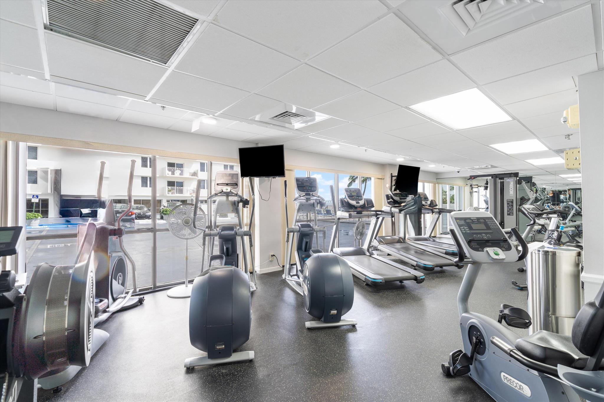 AMBASSADORS V NORTH CONDO - Residential