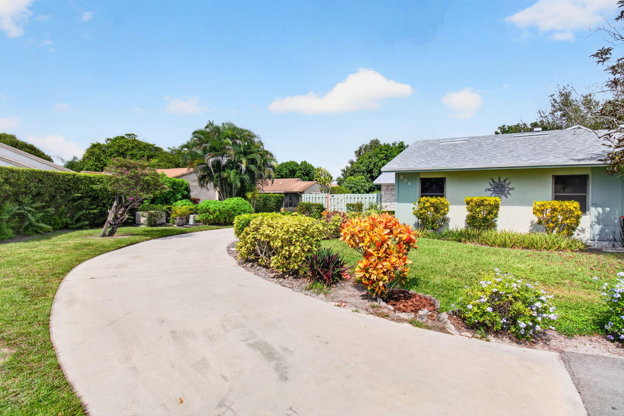 866 NW 25TH Avenue