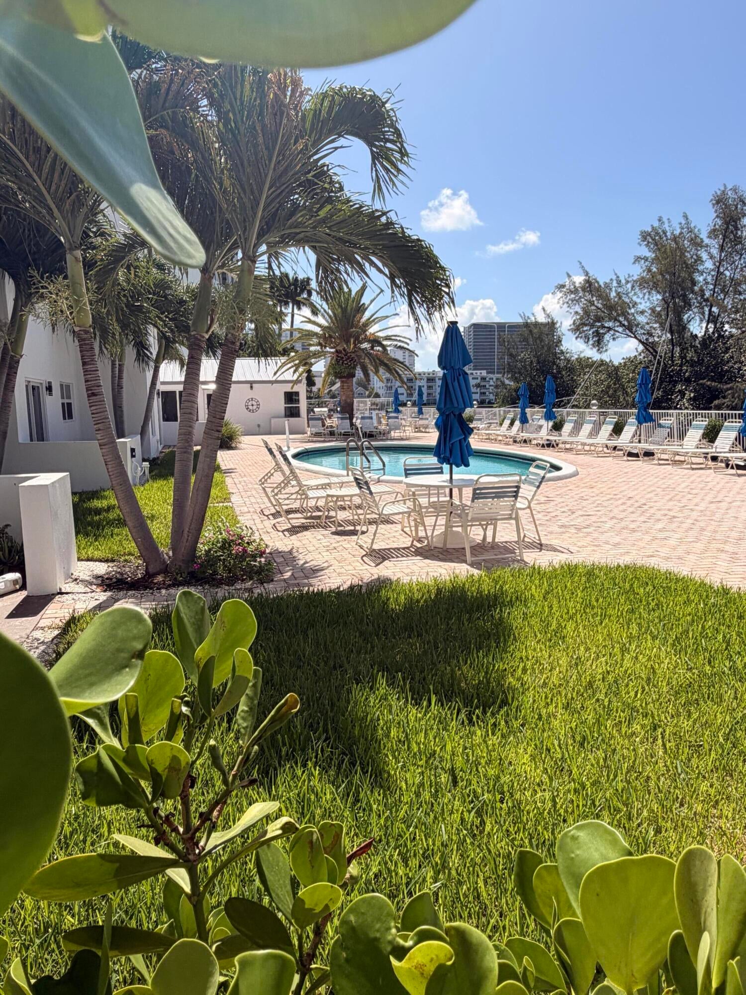 2840 NE 14th Street 403a