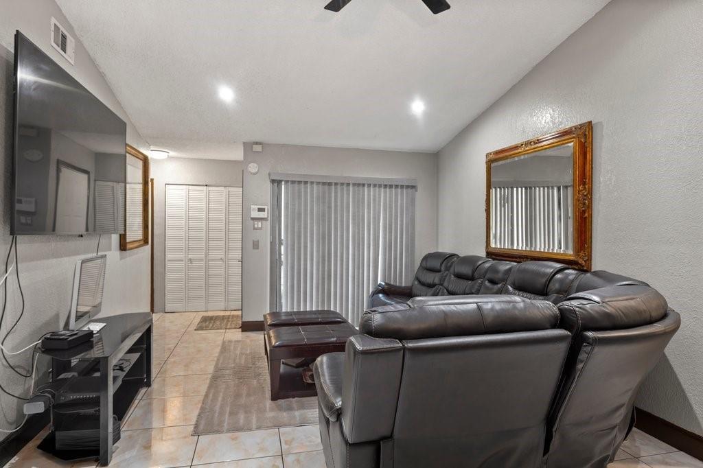 Nob Hill At Welleby - Residential