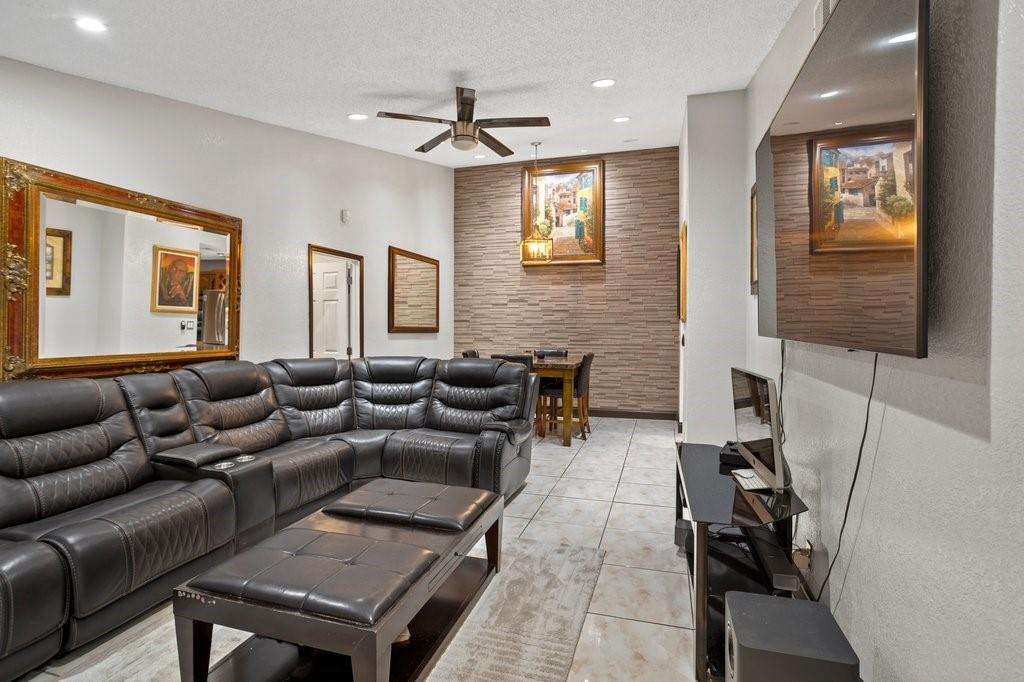 Nob Hill At Welleby - Residential