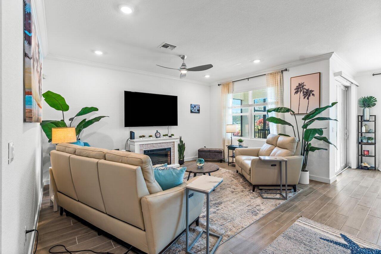 Seawalk - Residential