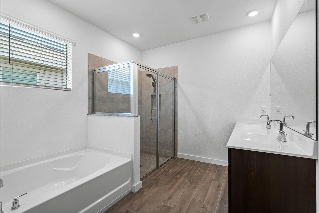 Seawalk - Residential