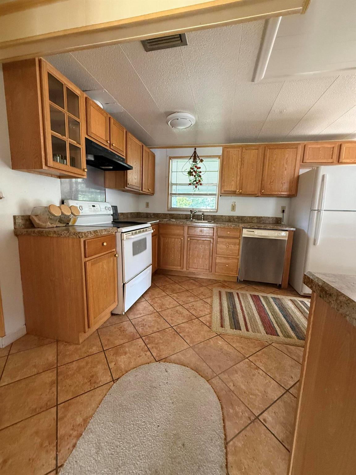 605 SW 8th Street