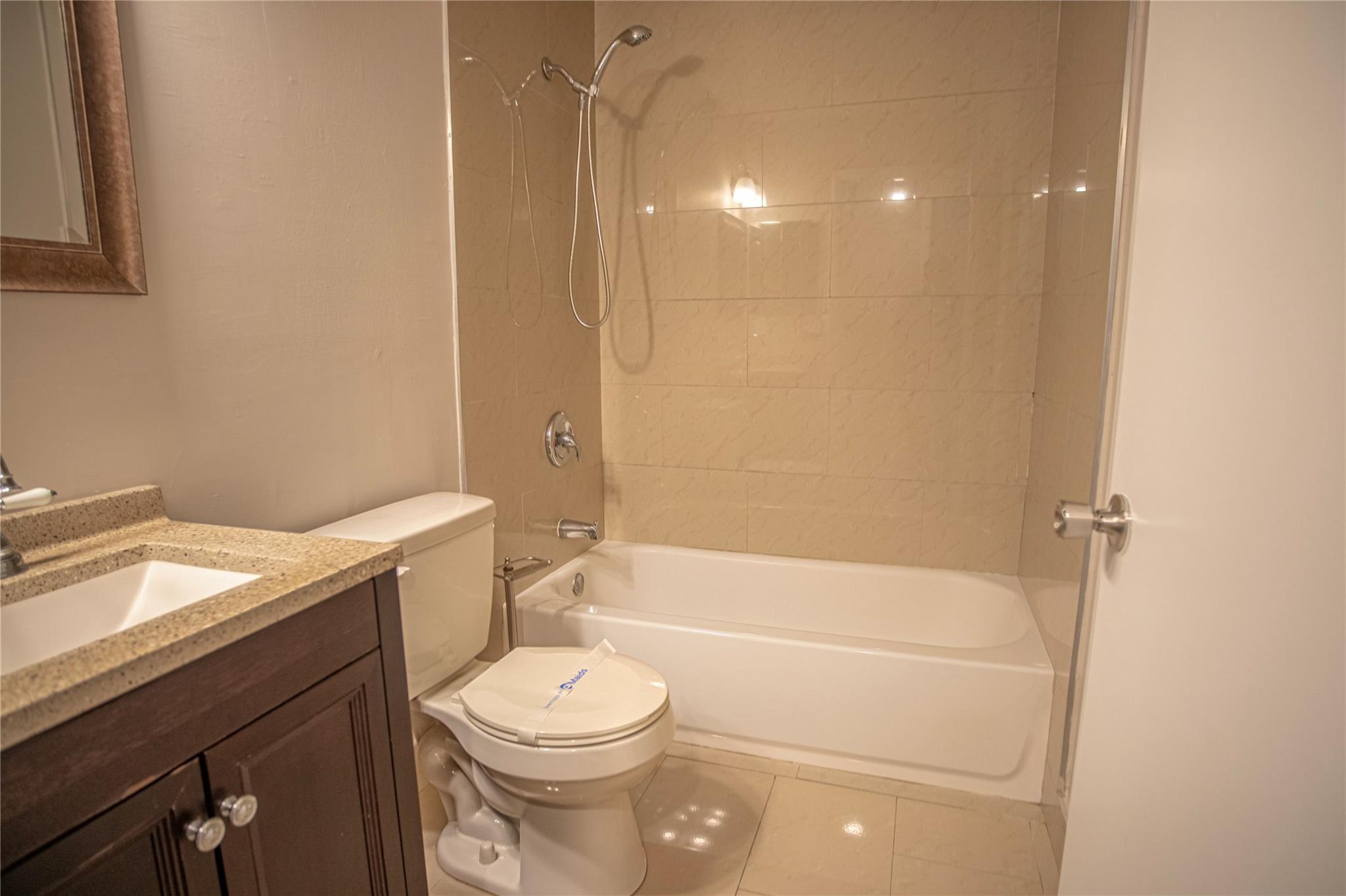 Village On The Lake Condo - Residential Lease