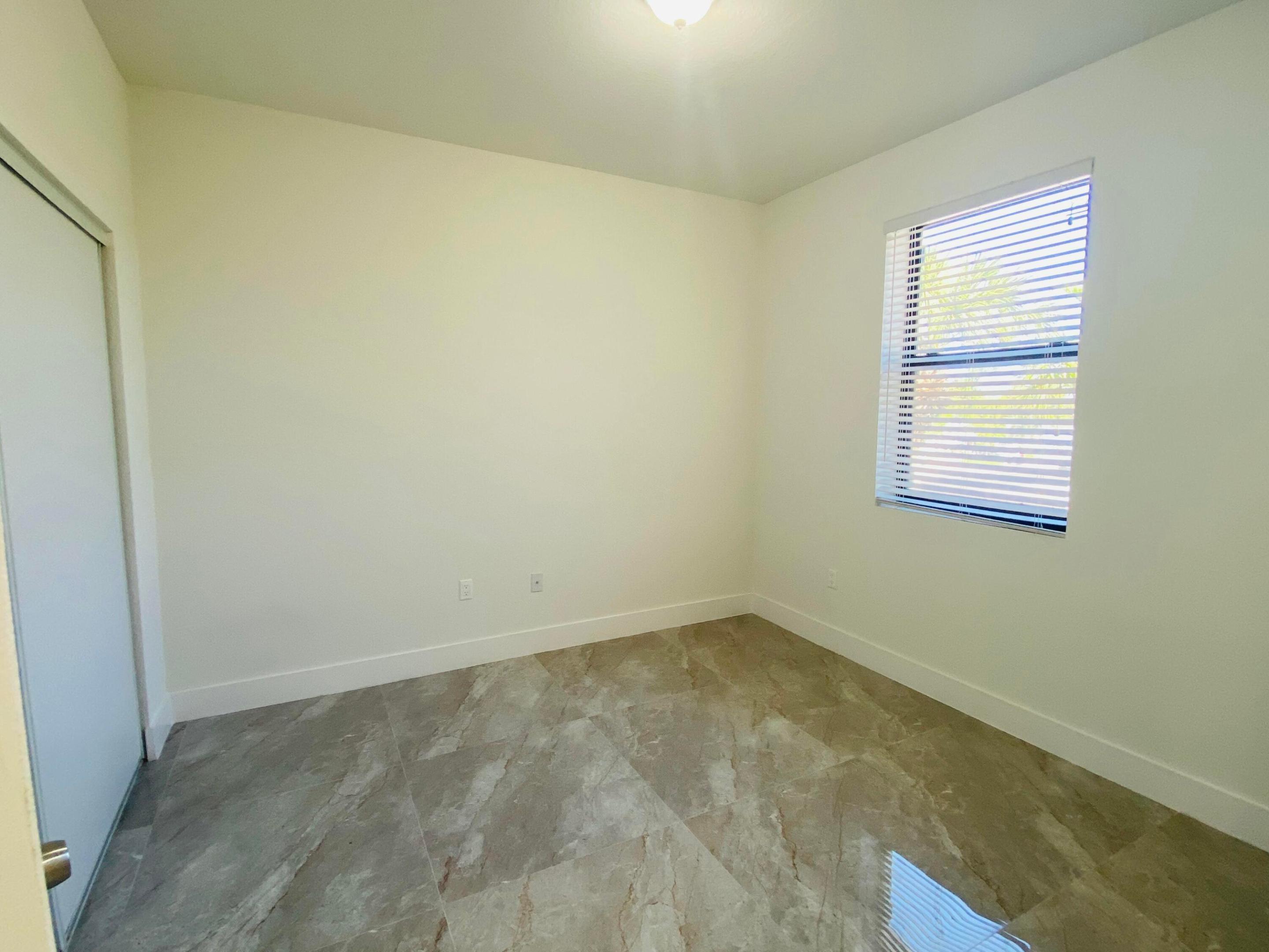 CASA DEL SOL - Residential Lease