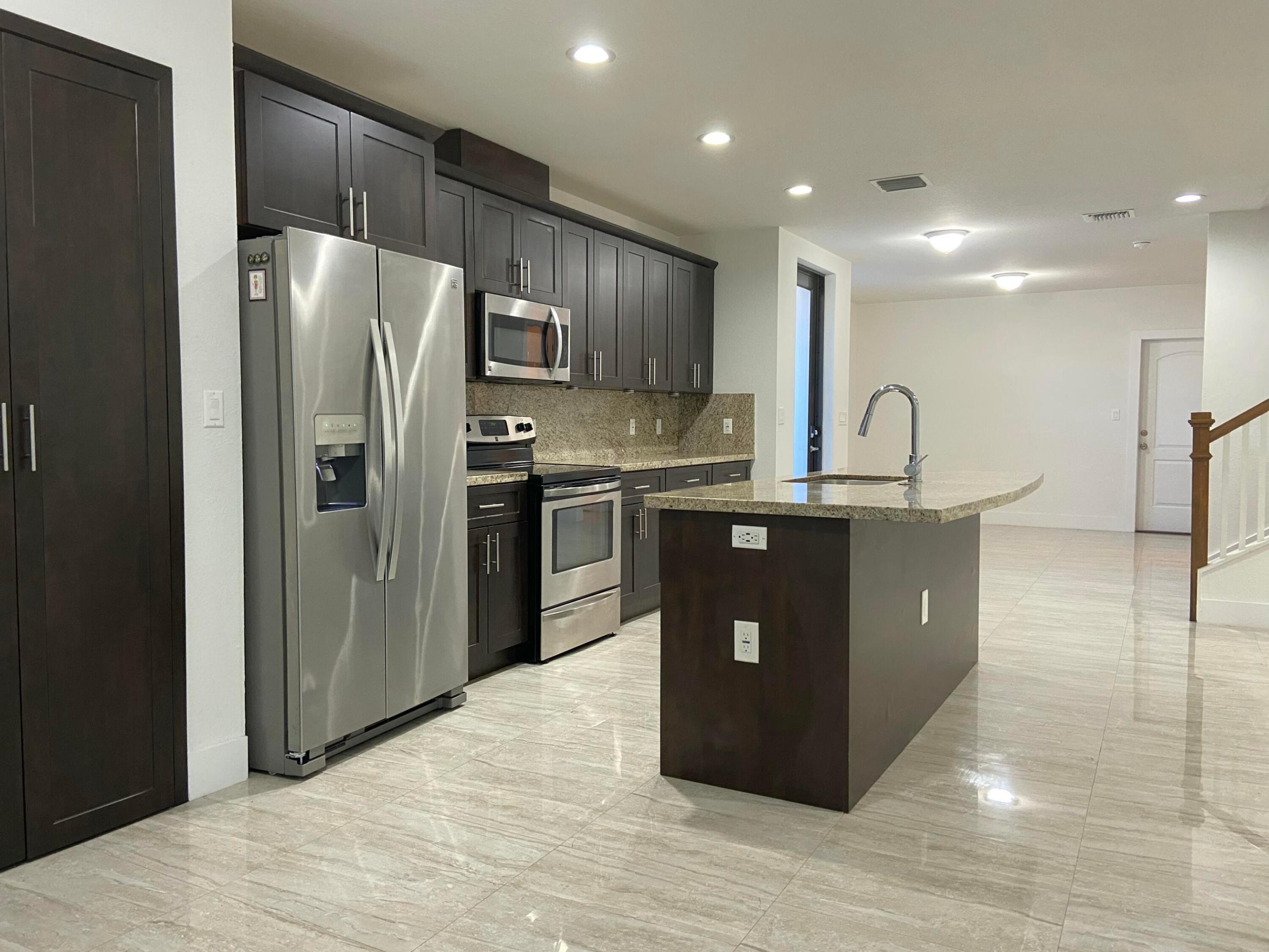 CASA DEL SOL - Residential Lease