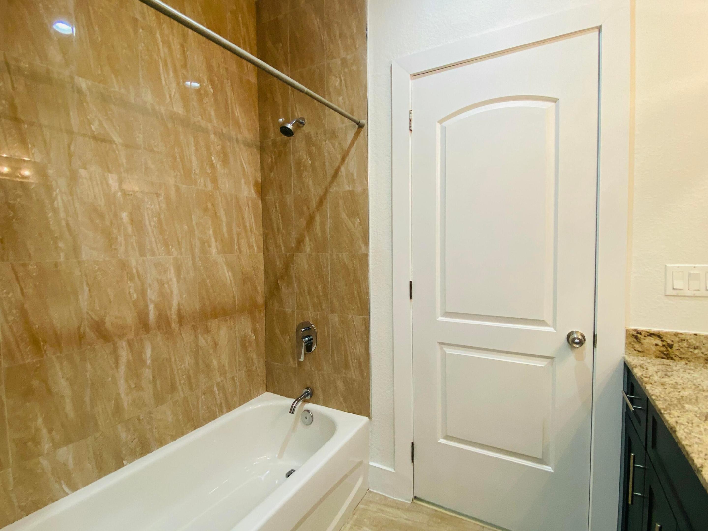 CASA DEL SOL - Residential Lease