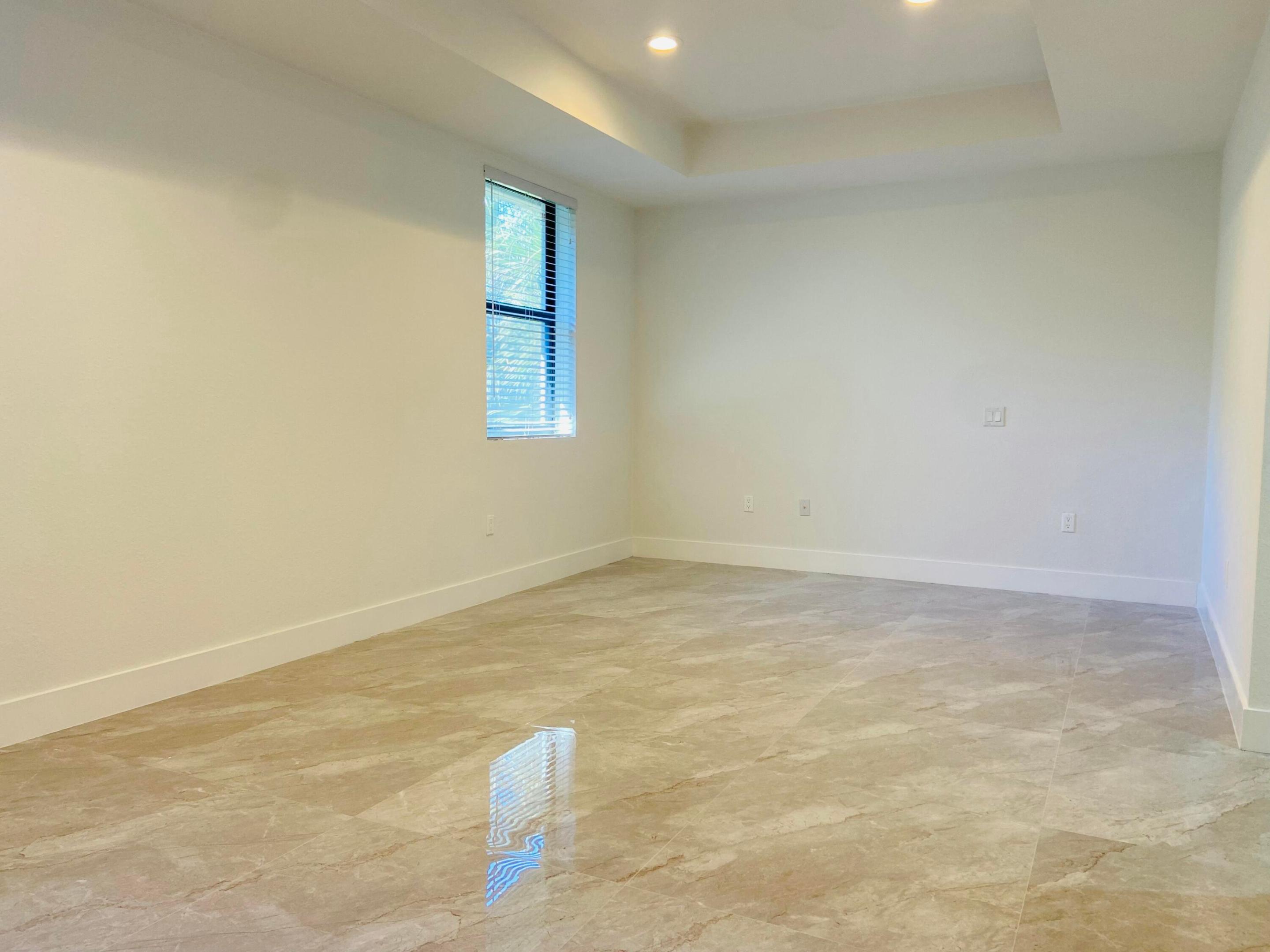 CASA DEL SOL - Residential Lease