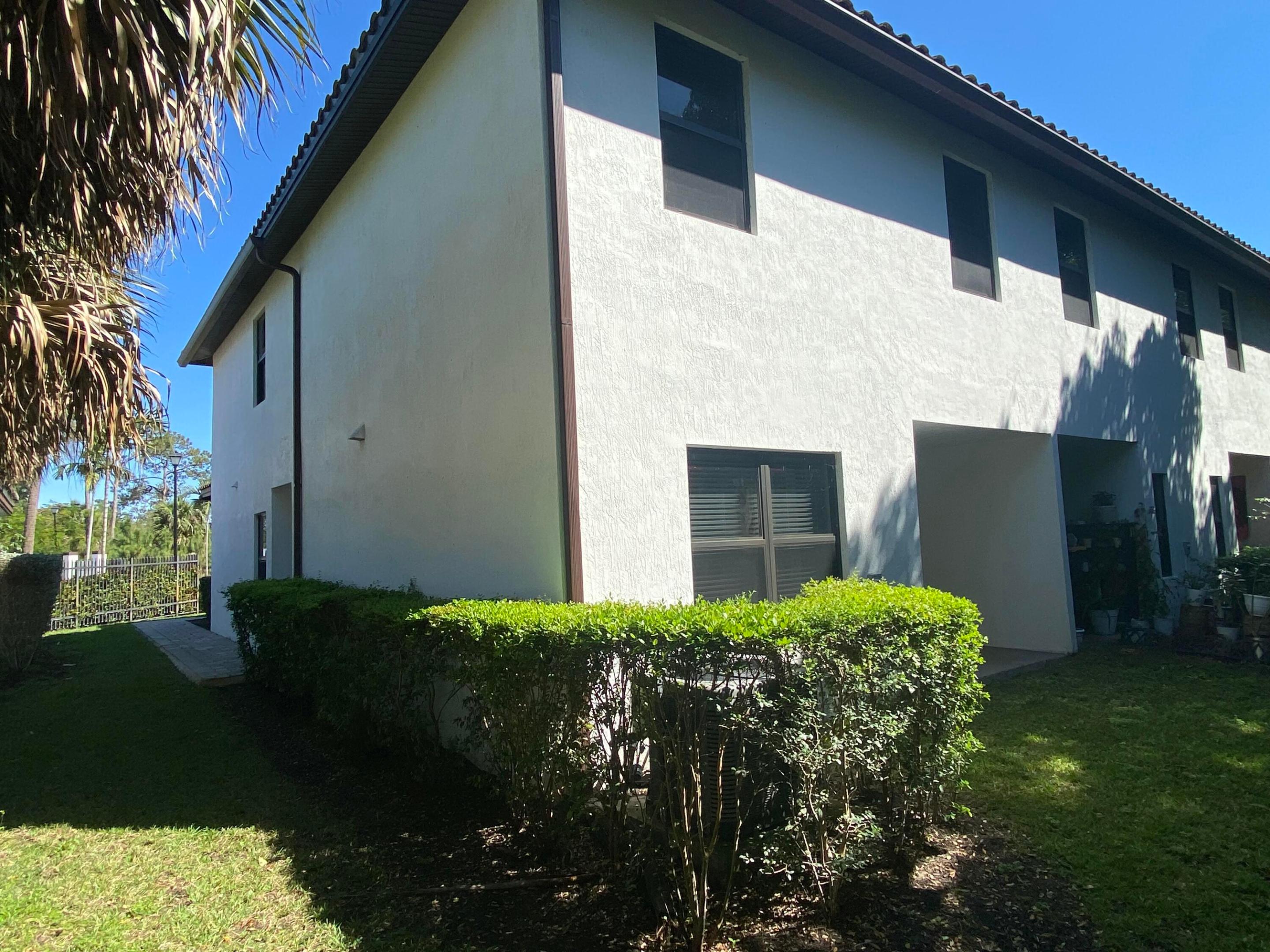 CASA DEL SOL - Residential Lease
