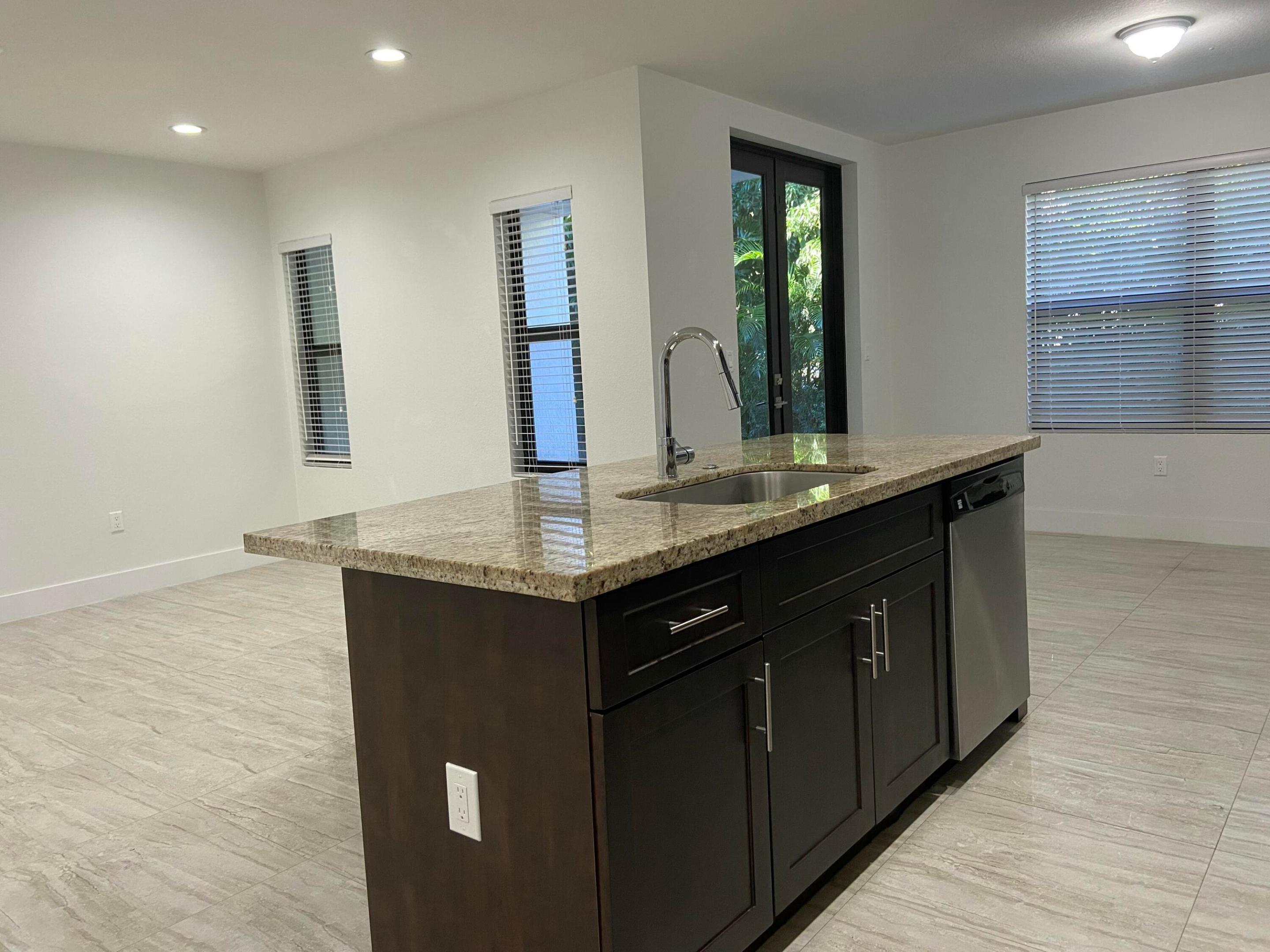 CASA DEL SOL - Residential Lease