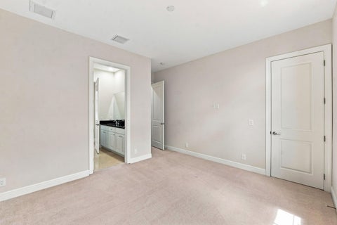 Tiny photo for 8166 Emerald Avenue, Parkland, FL 33076 (MLS # B26075089)