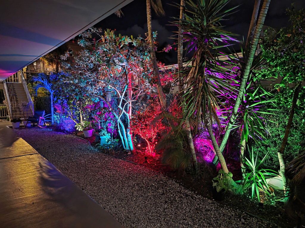 Photo of 122 S Lakeside Drive #3, Lake Worth Beach, FL 33460 (MLS # R11113989)