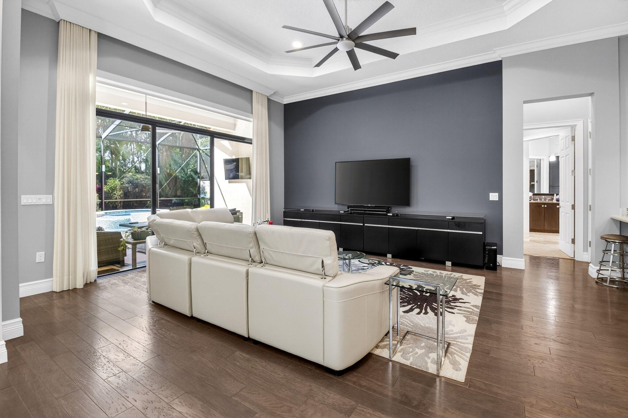 SEVEN BRIDGES - Residential