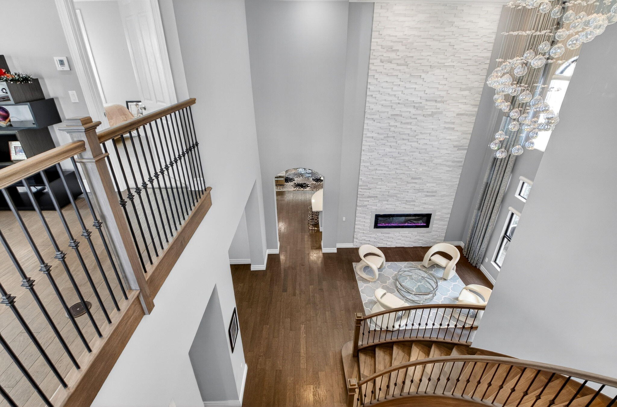 SEVEN BRIDGES - Residential