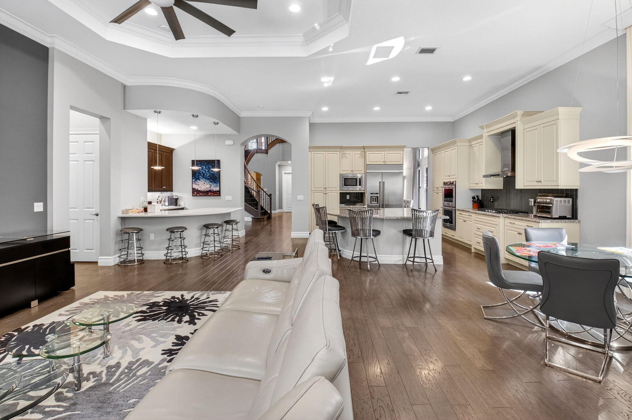 SEVEN BRIDGES - Residential