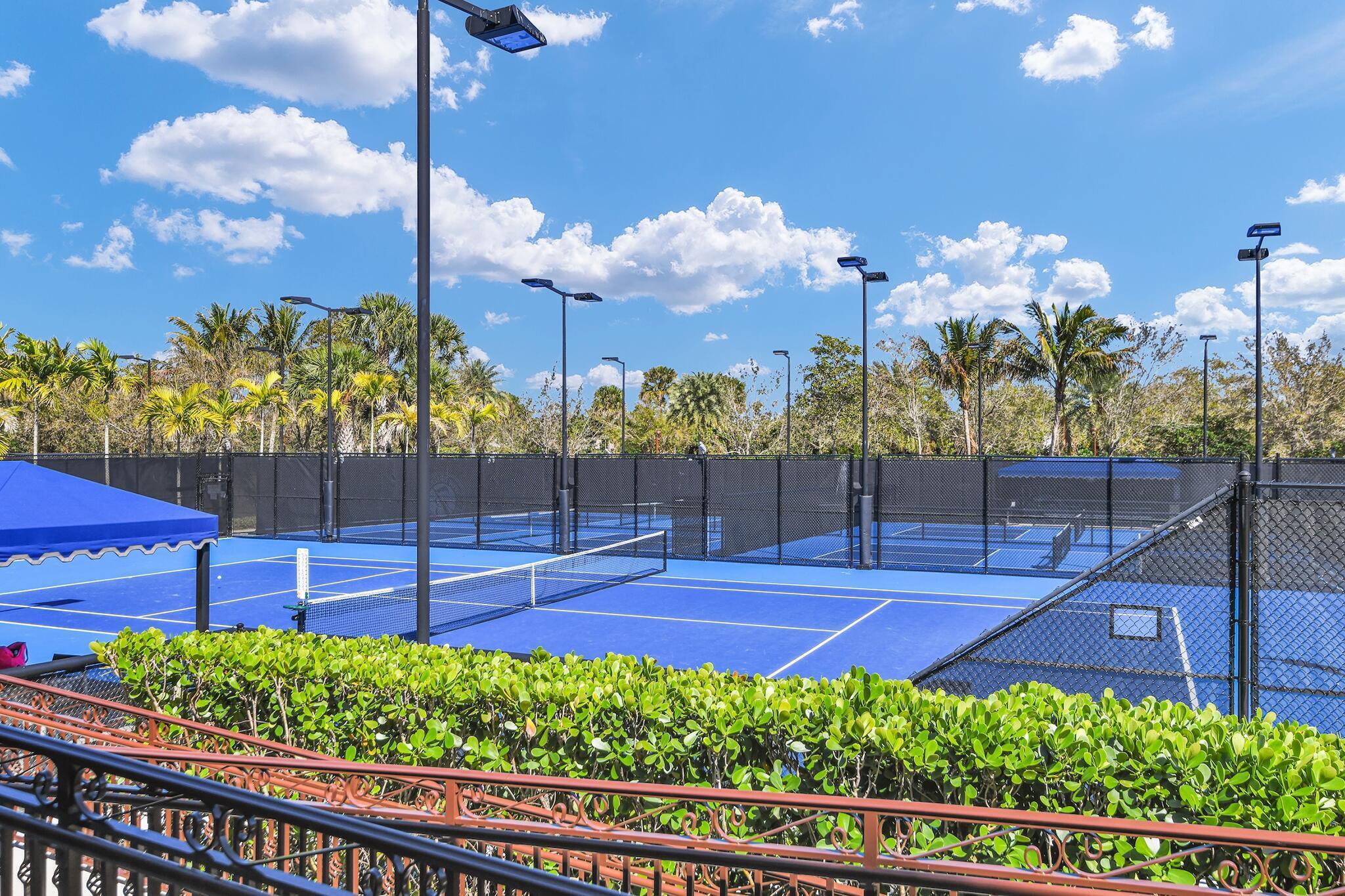 SEVEN BRIDGES - Residential