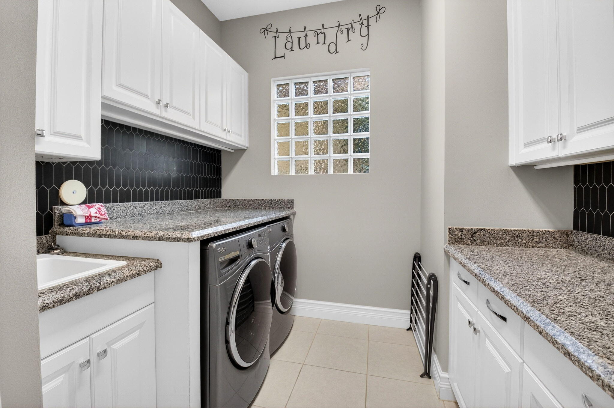 SEVEN BRIDGES - Residential