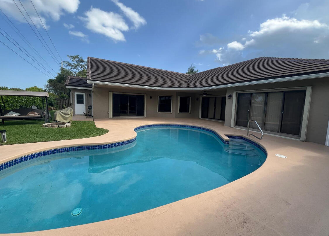 1250 Barnstaple Circle
