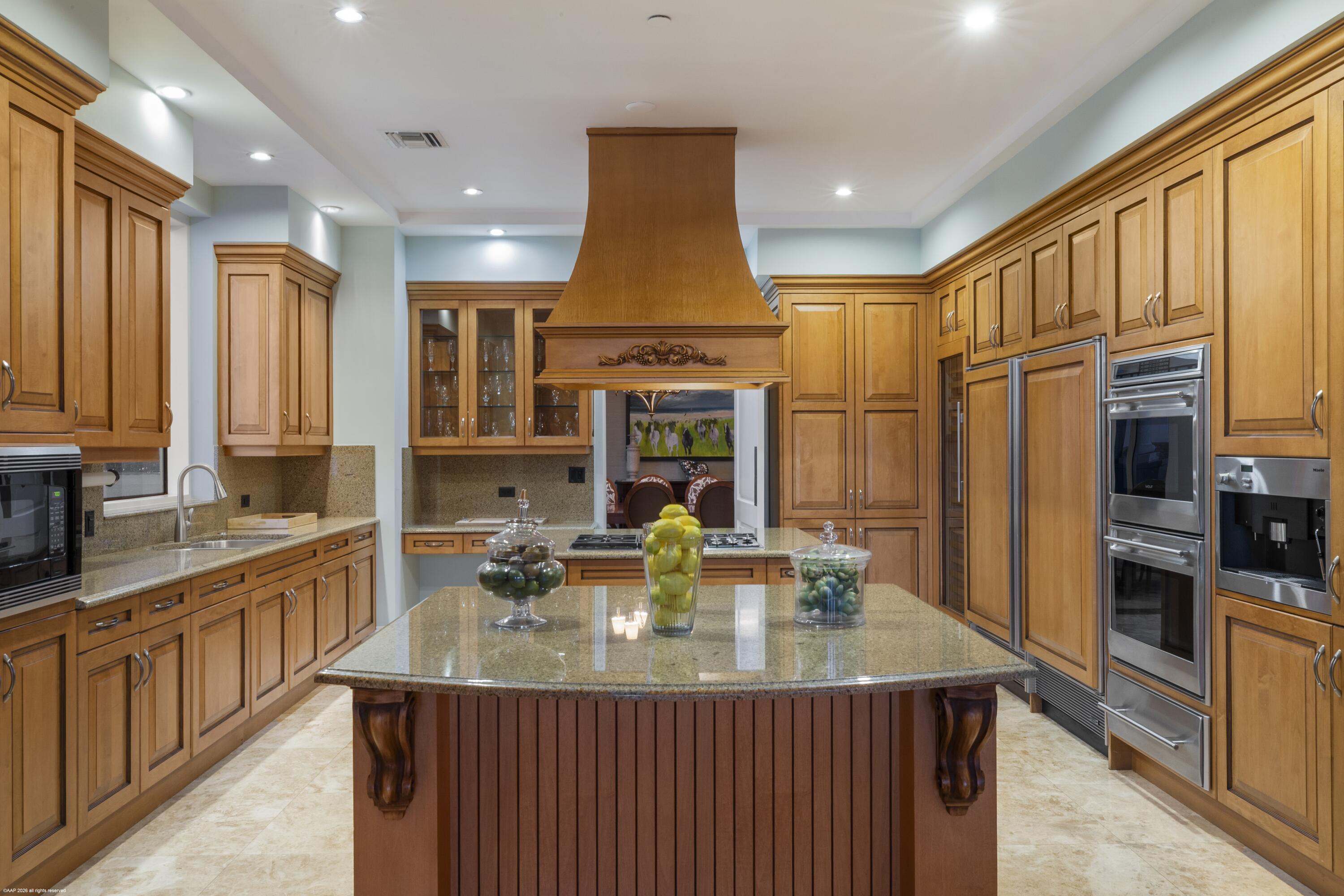 ONE SINGER ISLAND CONDO - Residential