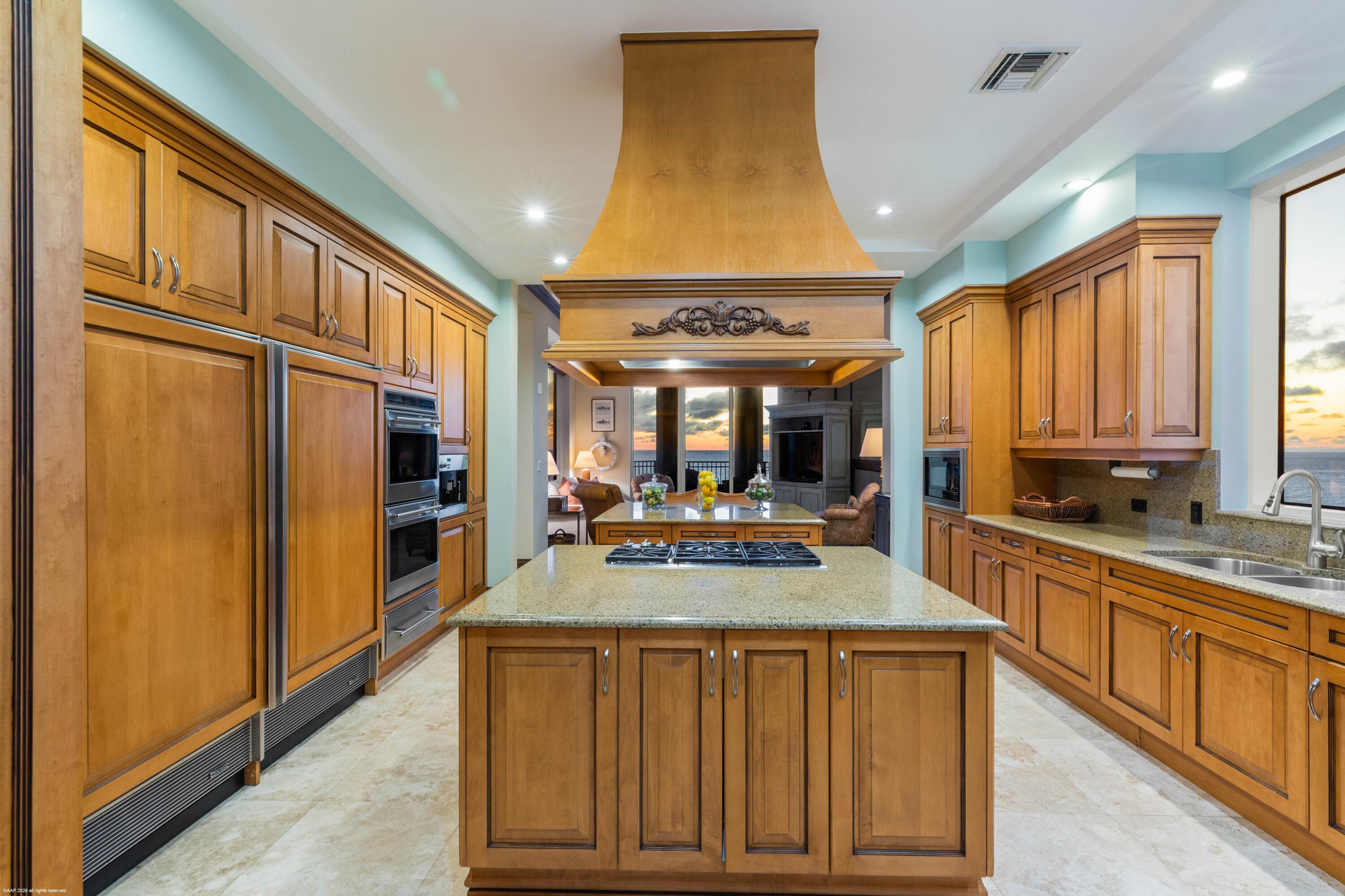 ONE SINGER ISLAND CONDO - Residential