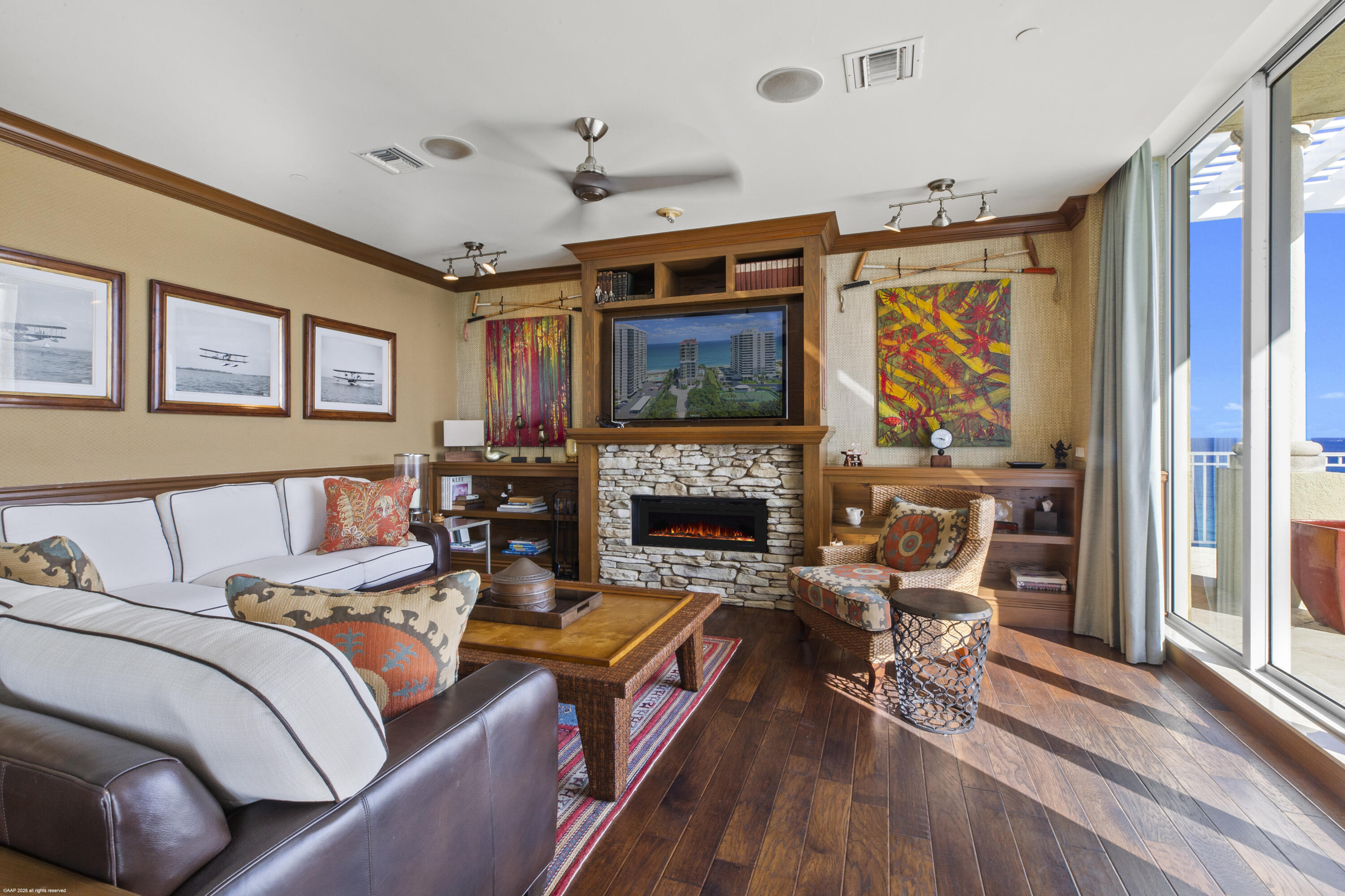 ONE SINGER ISLAND CONDO - Residential