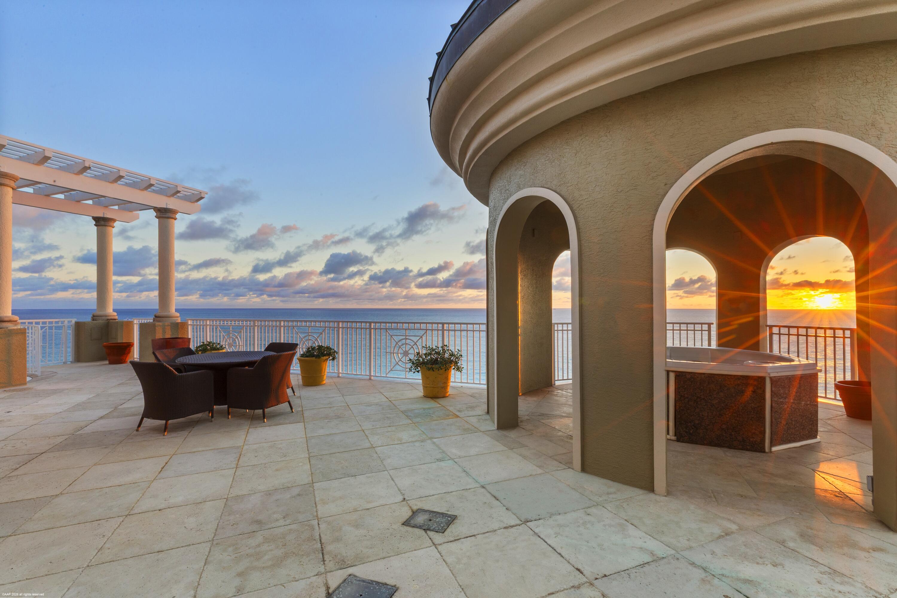 ONE SINGER ISLAND CONDO - Residential