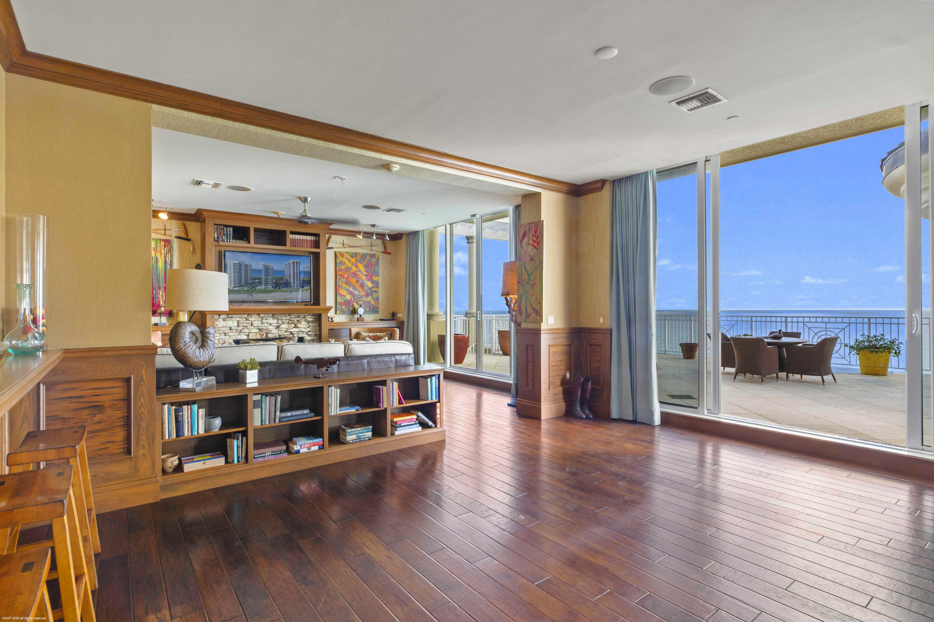 ONE SINGER ISLAND CONDO - Residential