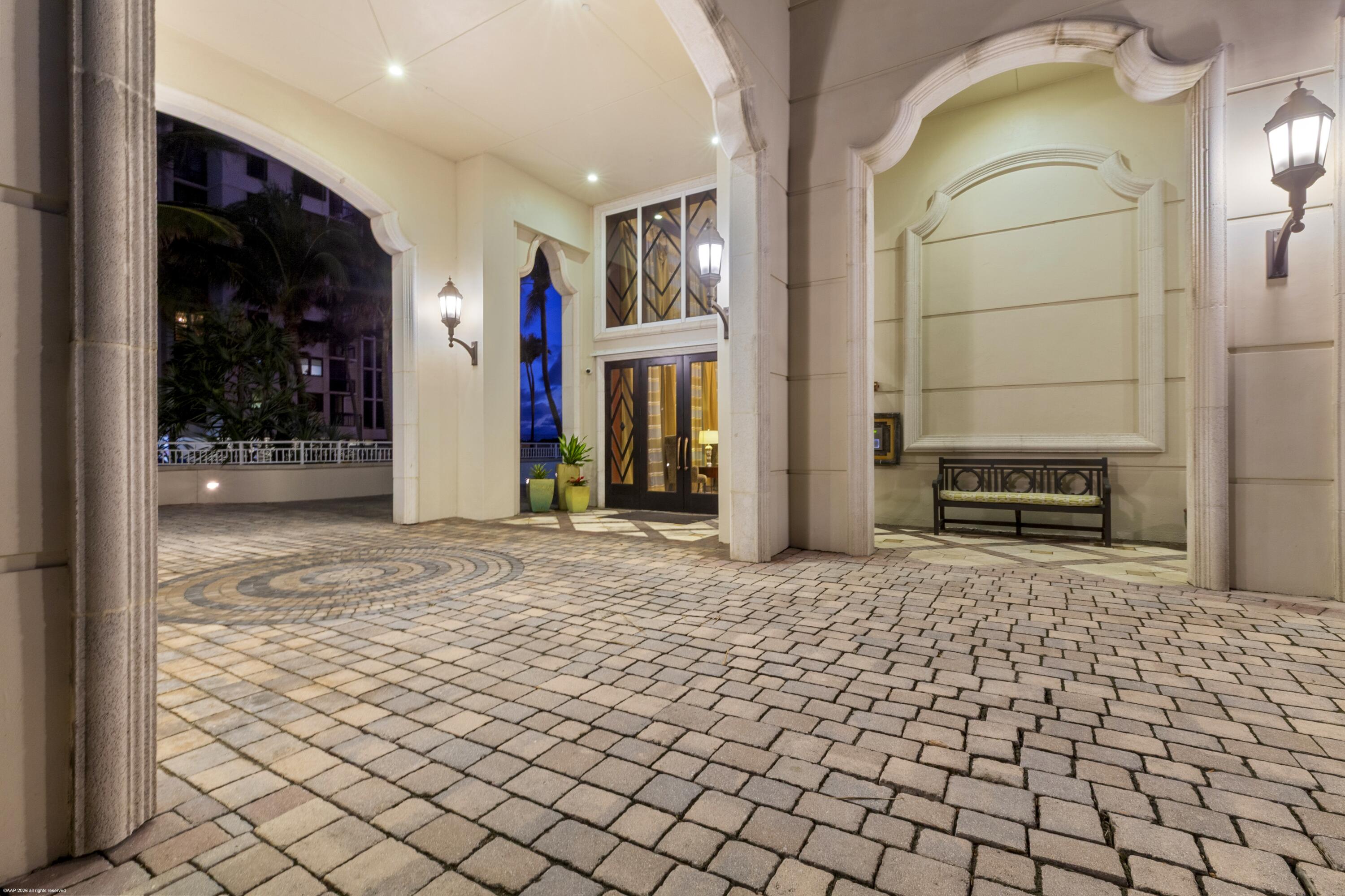 ONE SINGER ISLAND CONDO - Residential