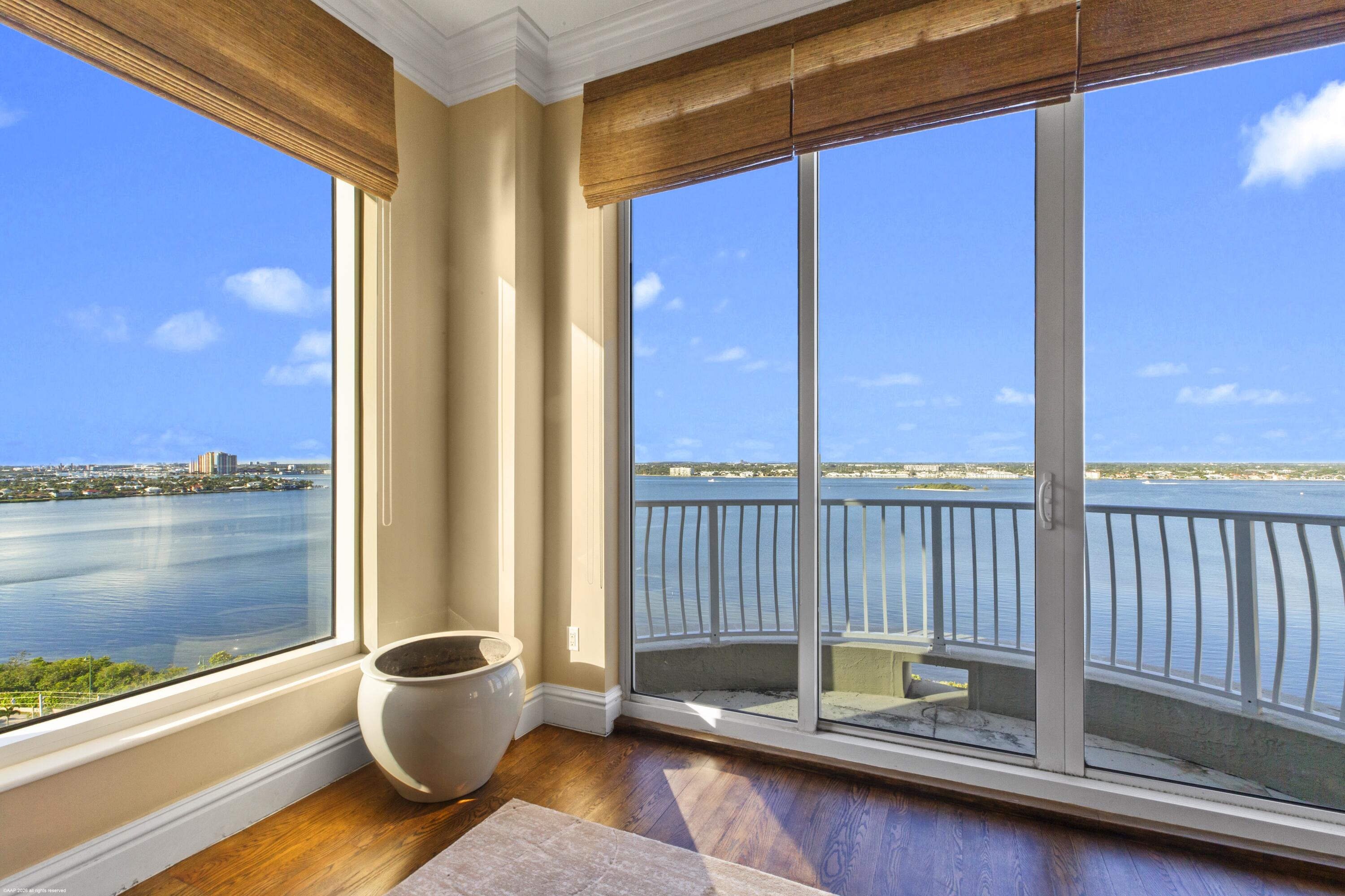 ONE SINGER ISLAND CONDO - Residential