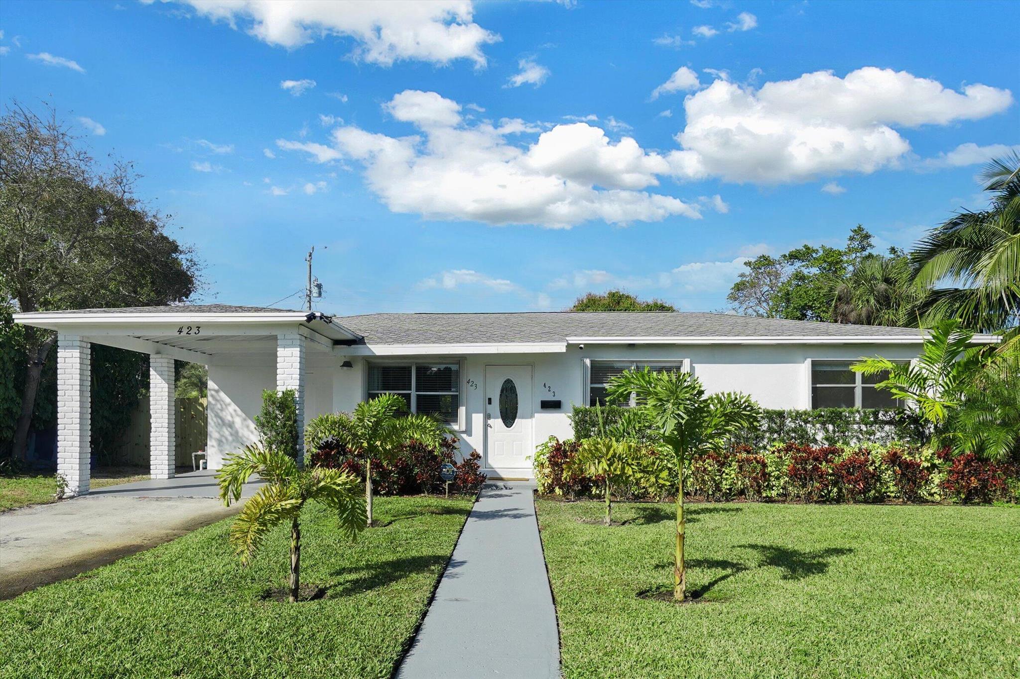 423 Hawthorne Drive