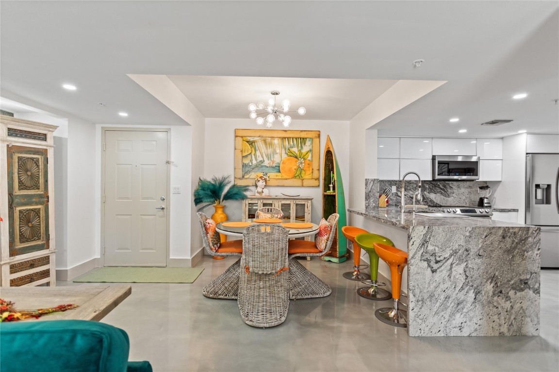 LAS OLAS BY THE RIVER CON - Residential