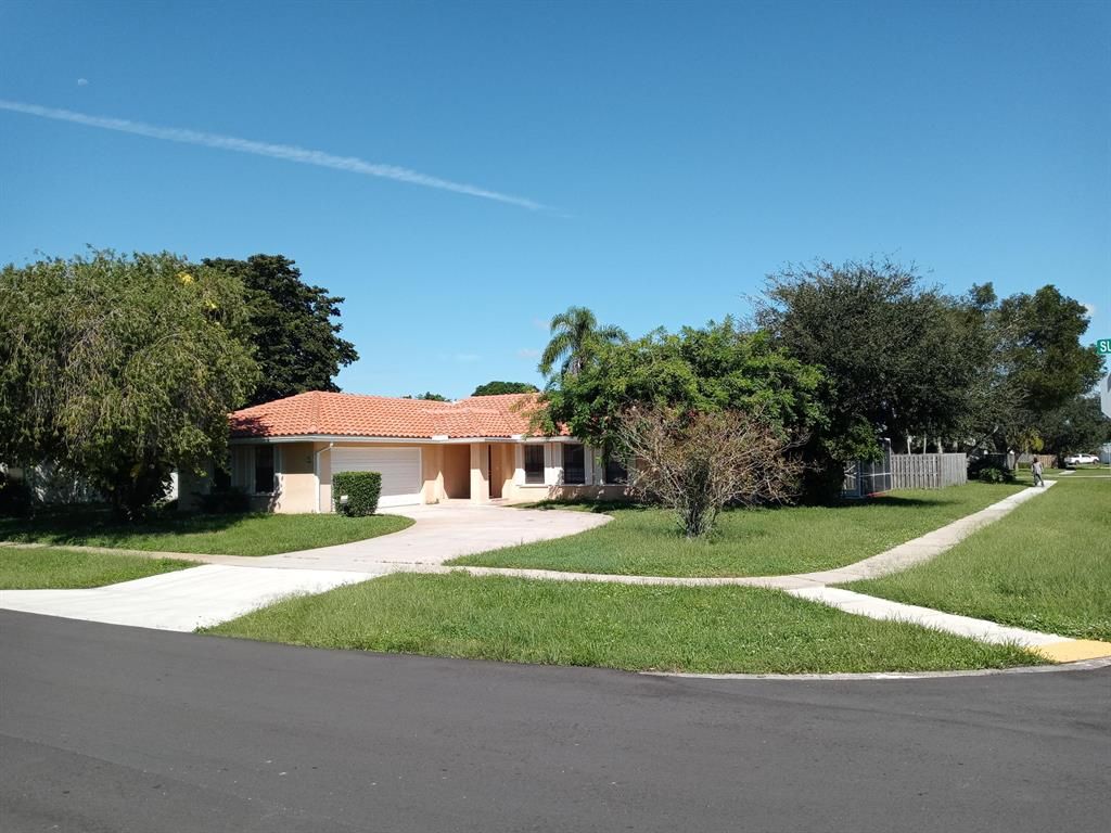 Photo of 12169 Sugar Pine Trail, Wellington, FL 33414 (MLS # R10751496)