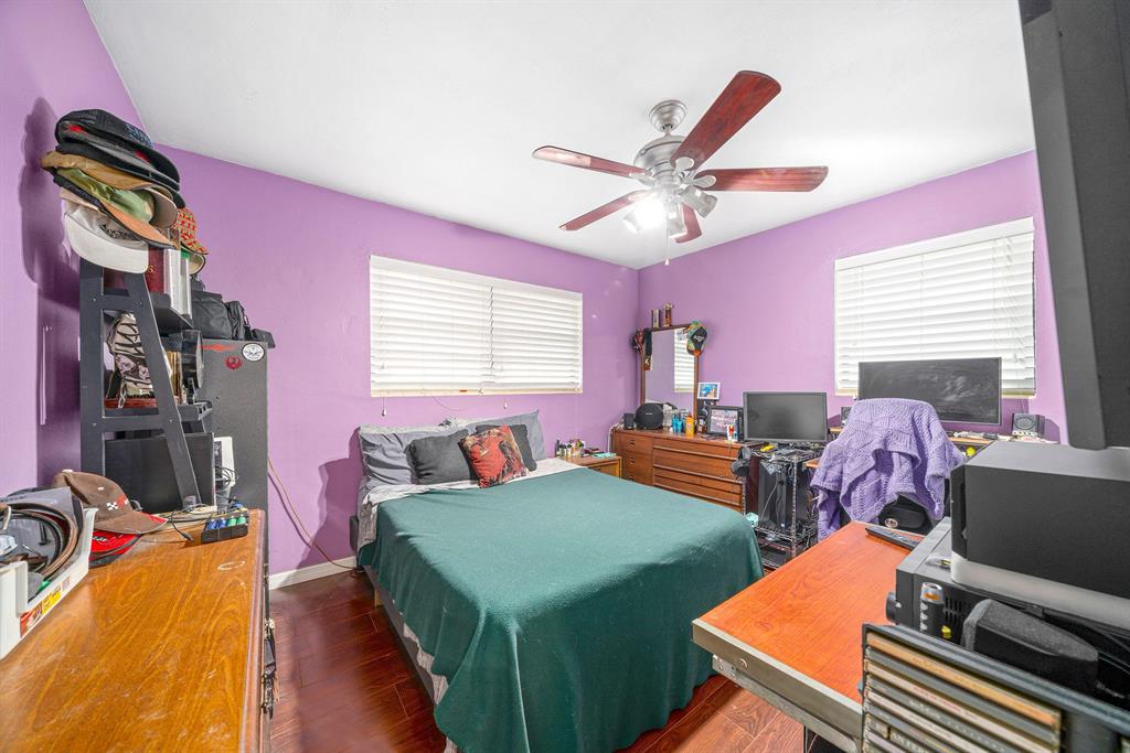 SEMINOLE MANOR 2 - Residential