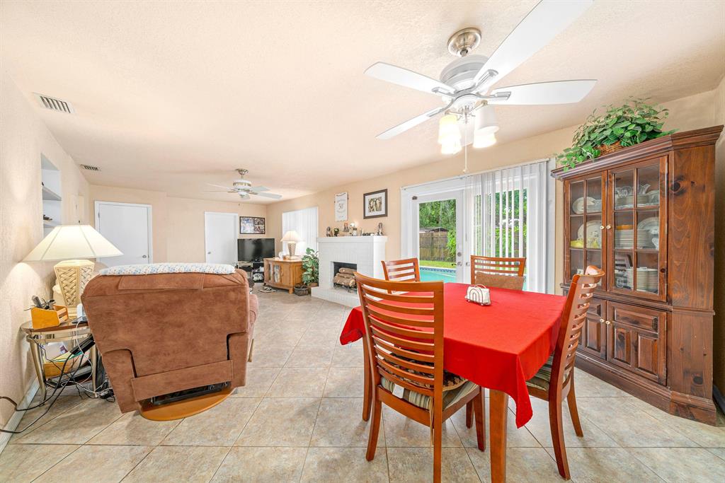 SEMINOLE MANOR 2 - Residential