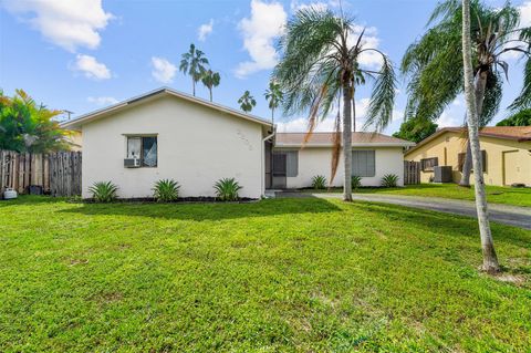 2803 NW 108th Ter Sunrise FL 33322