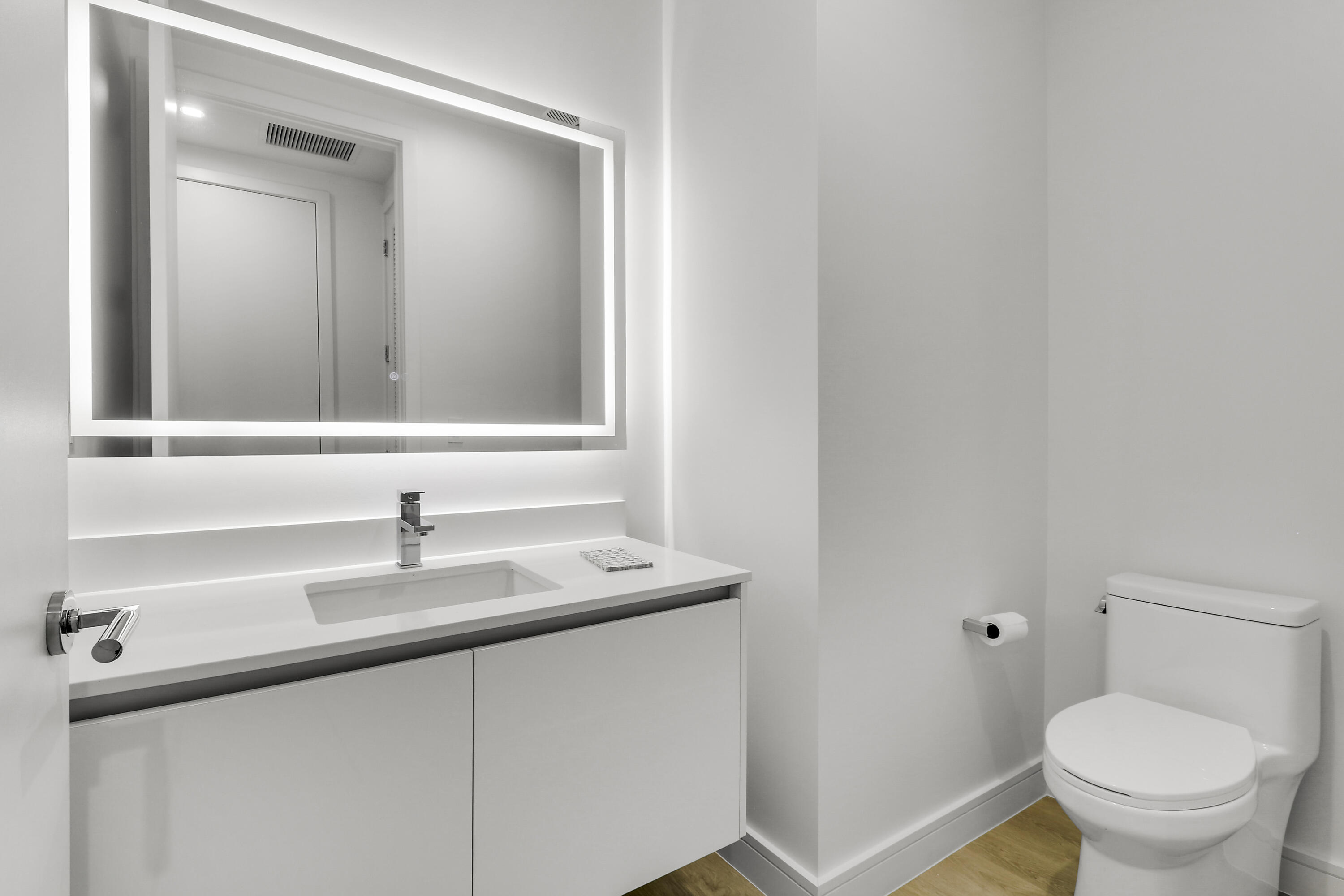 NAUTILUS 220 CONDO - Residential