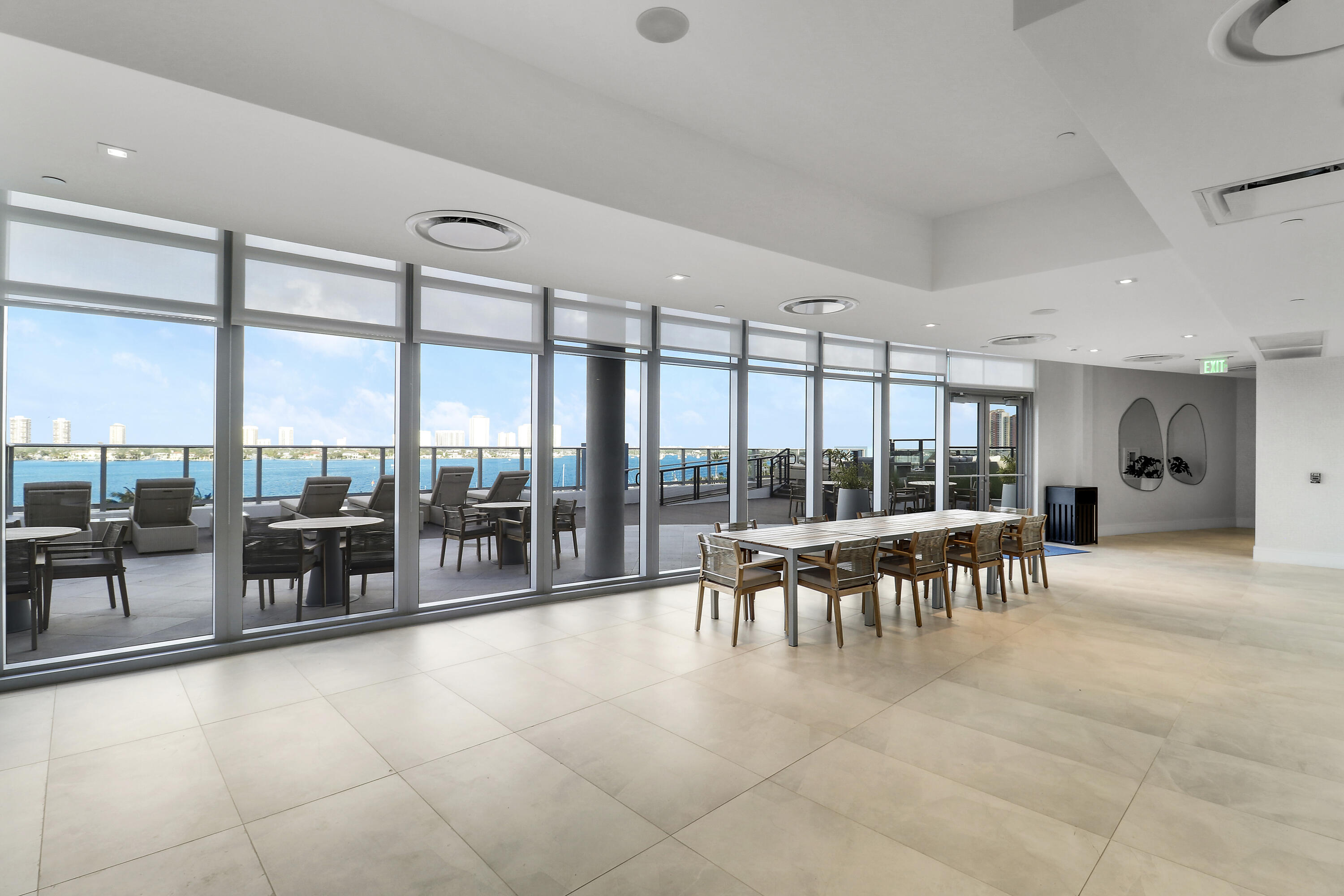 NAUTILUS 220 CONDO - Residential