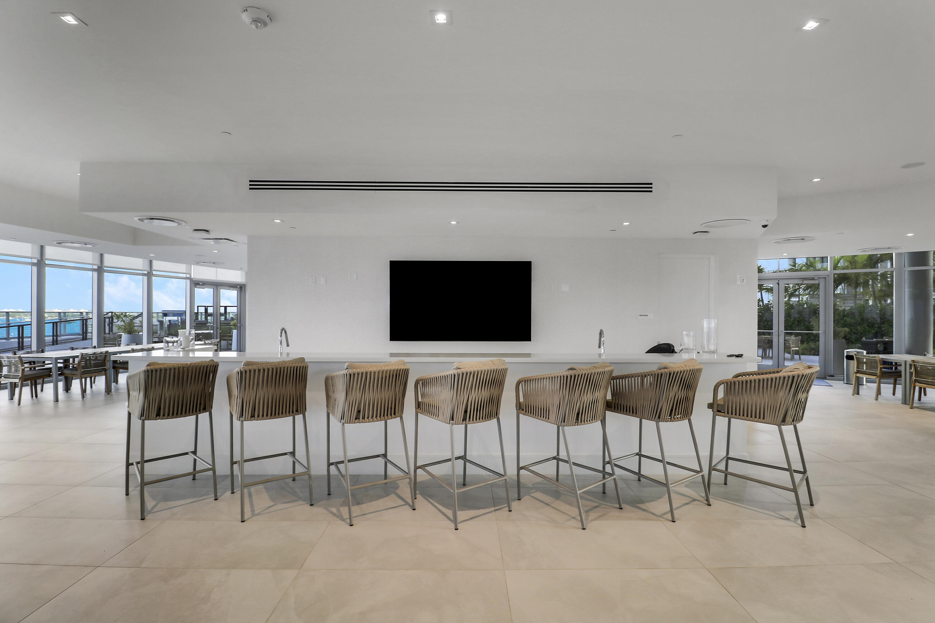 NAUTILUS 220 CONDO - Residential