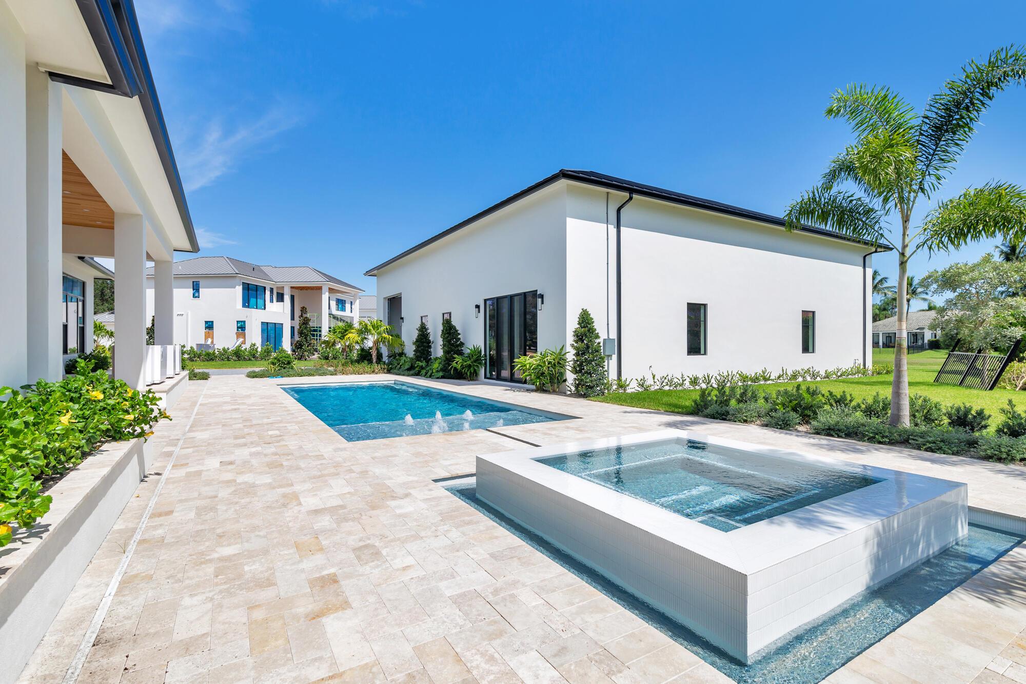 WELLINGTON AERO CLUB OF T - Residential