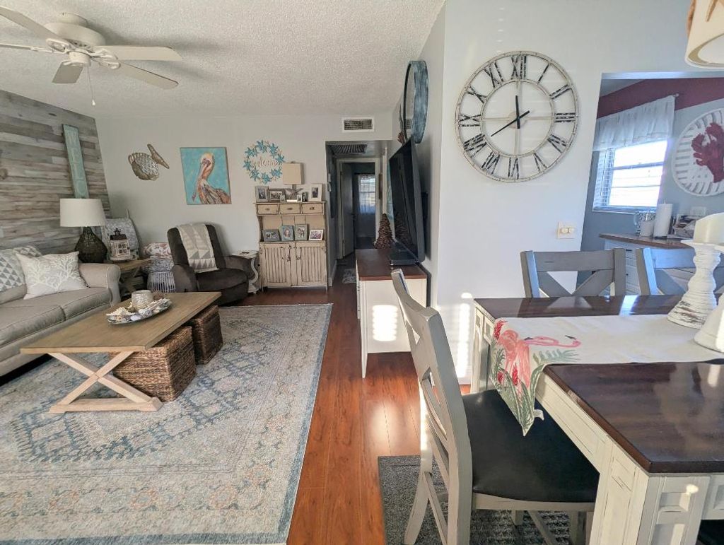 Photo of 172 Berkshire H, West Palm Beach, FL 33417 (MLS # R11153762)