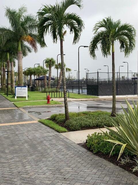 RIVERLAND PARCEL C - PLAT EIGHT - Residential Lease