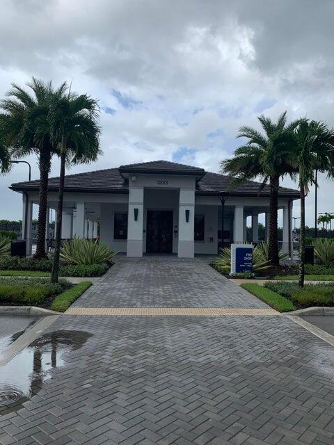 RIVERLAND PARCEL C - PLAT EIGHT - Residential Lease