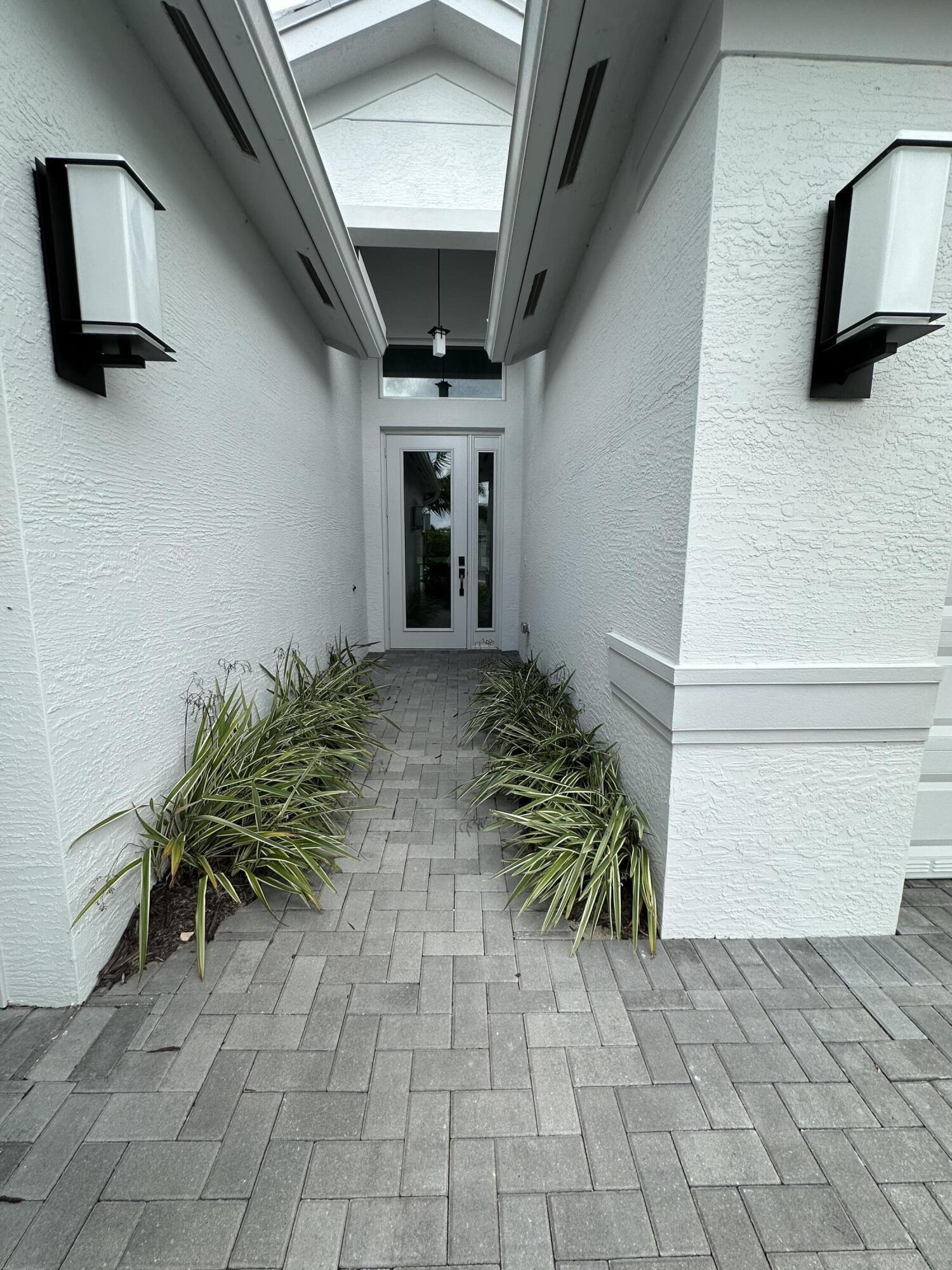 RIVERLAND PARCEL C - PLAT EIGHT - Residential Lease