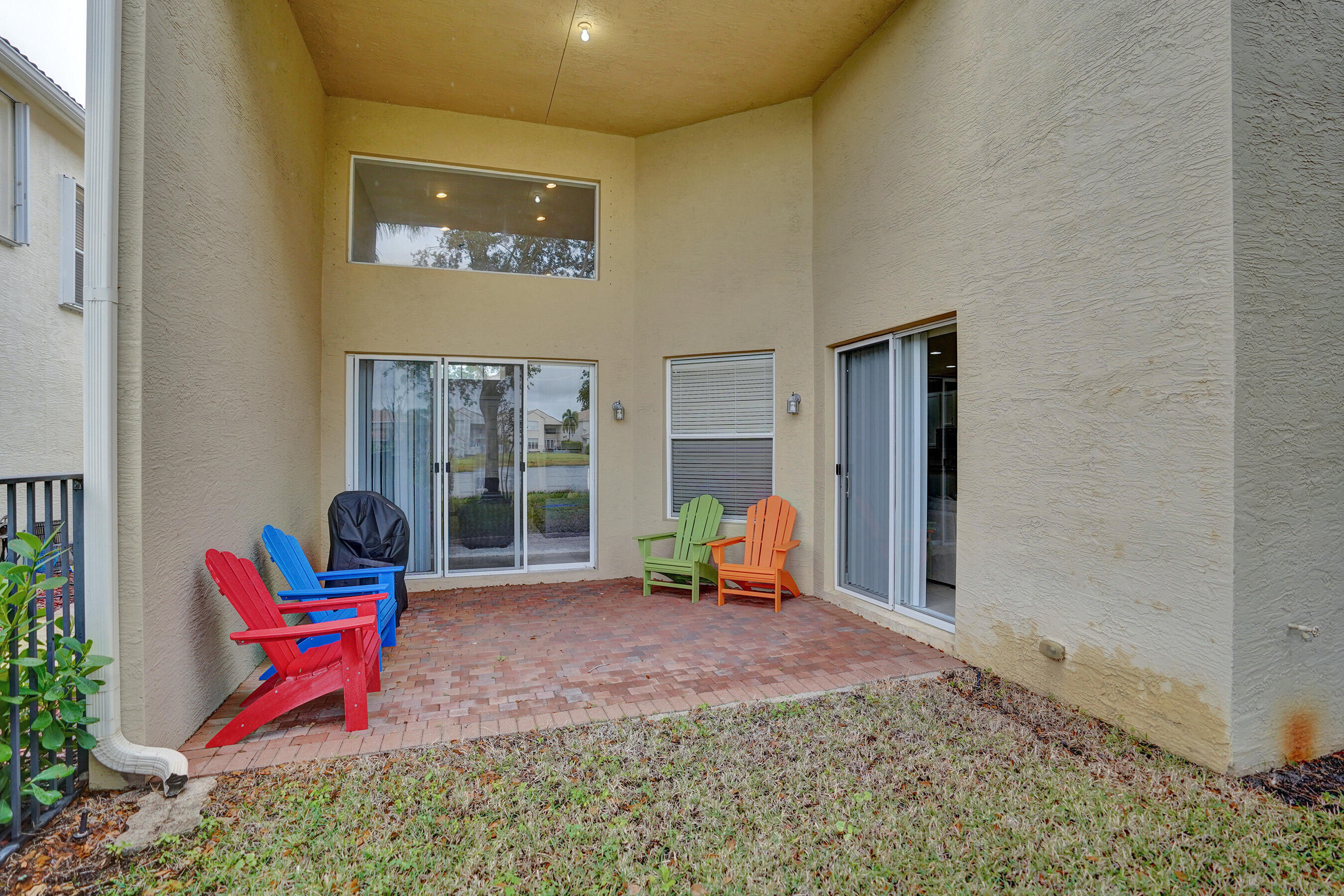 CANYON ISLES 1 - Residential Lease