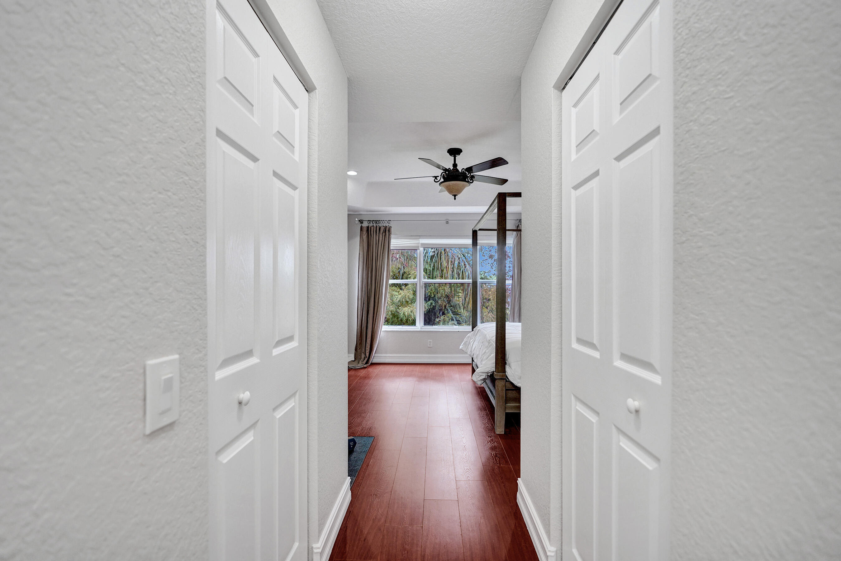 CANYON ISLES 1 - Residential Lease